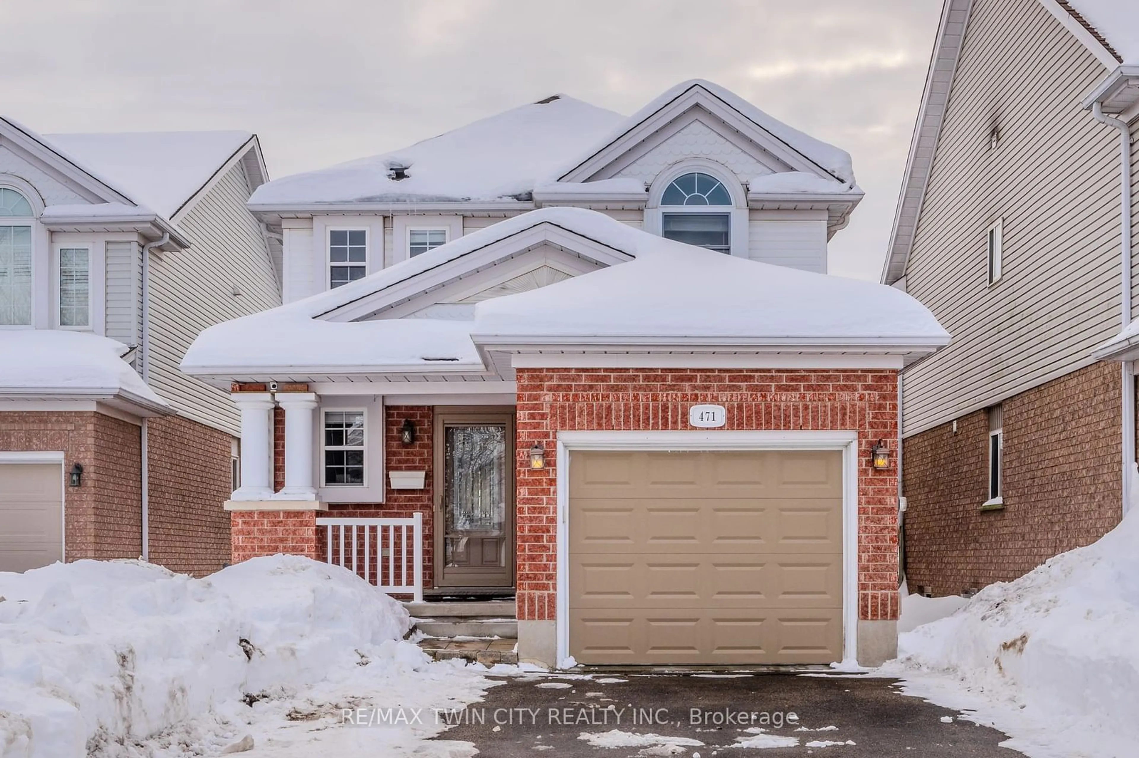 Home with brick exterior material, street for 471 Citadel Crt, Waterloo Ontario N2K 3Y4