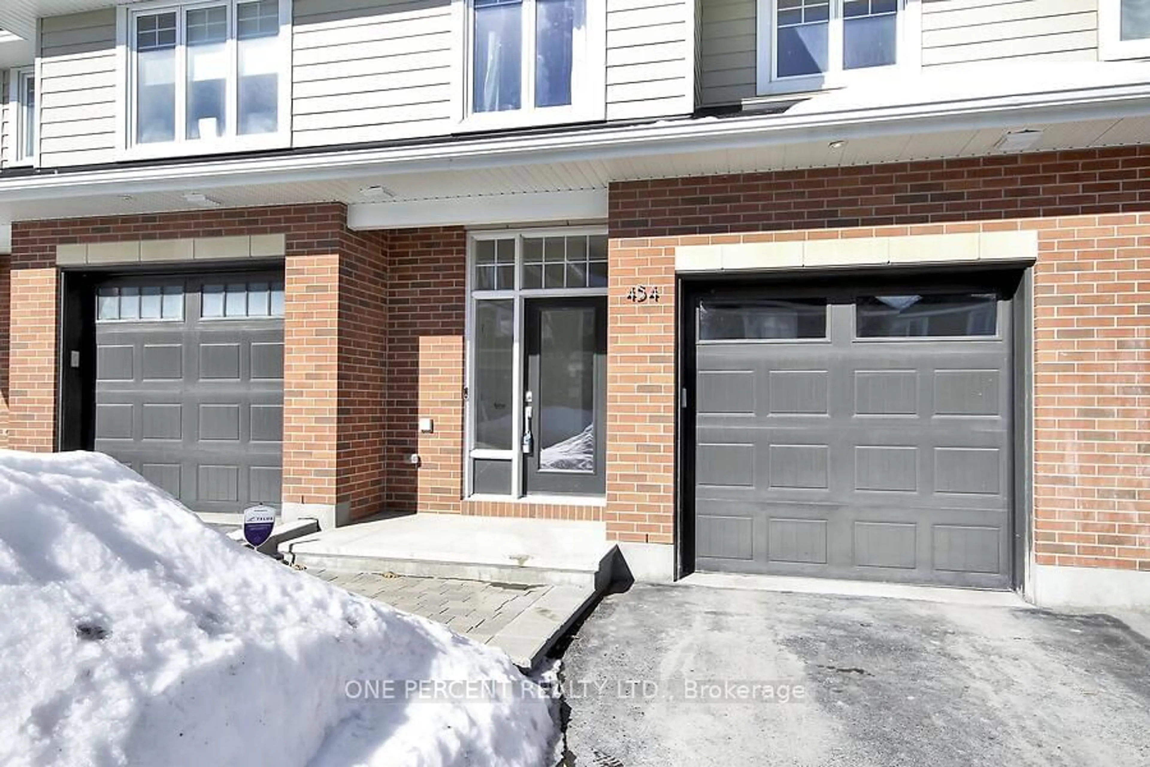 Home with brick exterior material, street for 454 Kilspindie Rdge, Barrhaven Ontario K2J 6A3