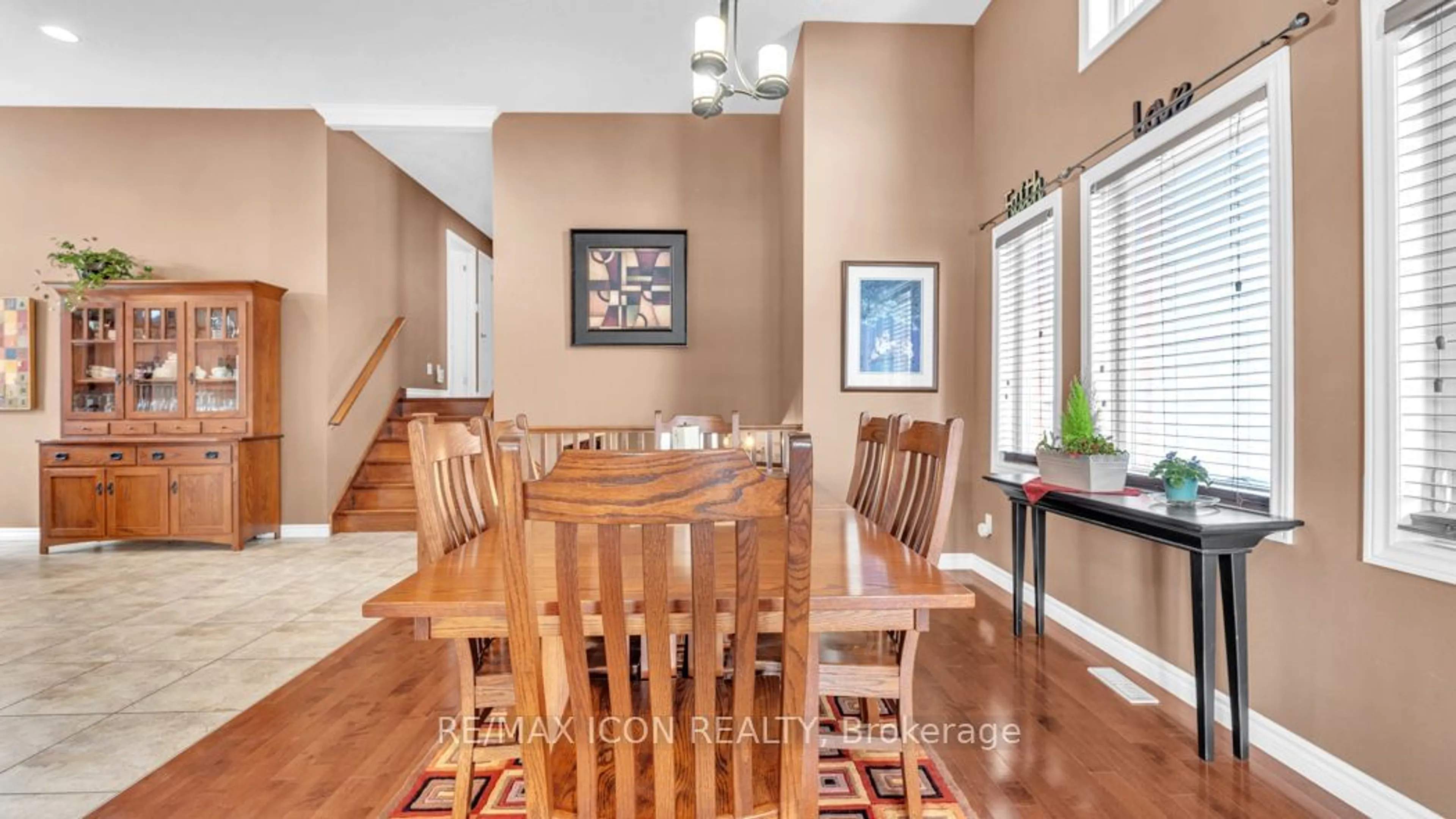 Dining room, unknown for 1882 Bayswater Cres, London Ontario N6G 5N1