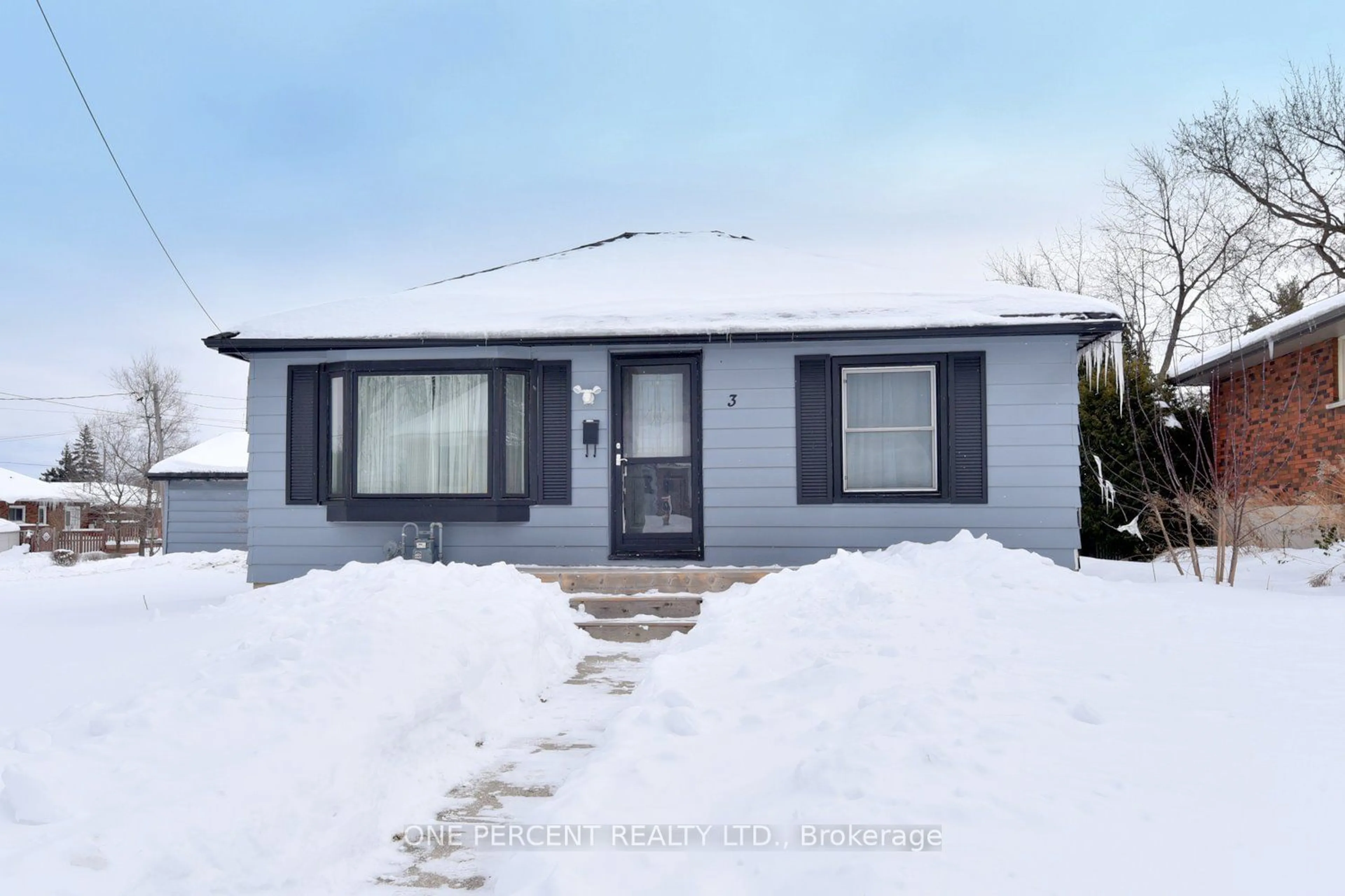 Home with vinyl exterior material, street for 3 Maitland Ave, Hamilton Ontario L9A 3J4