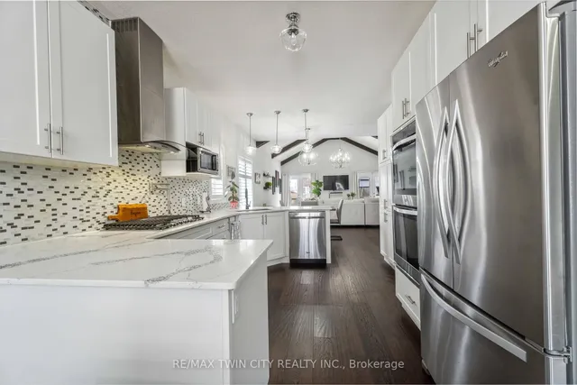 Additional property image - 218 Bellagio Ave