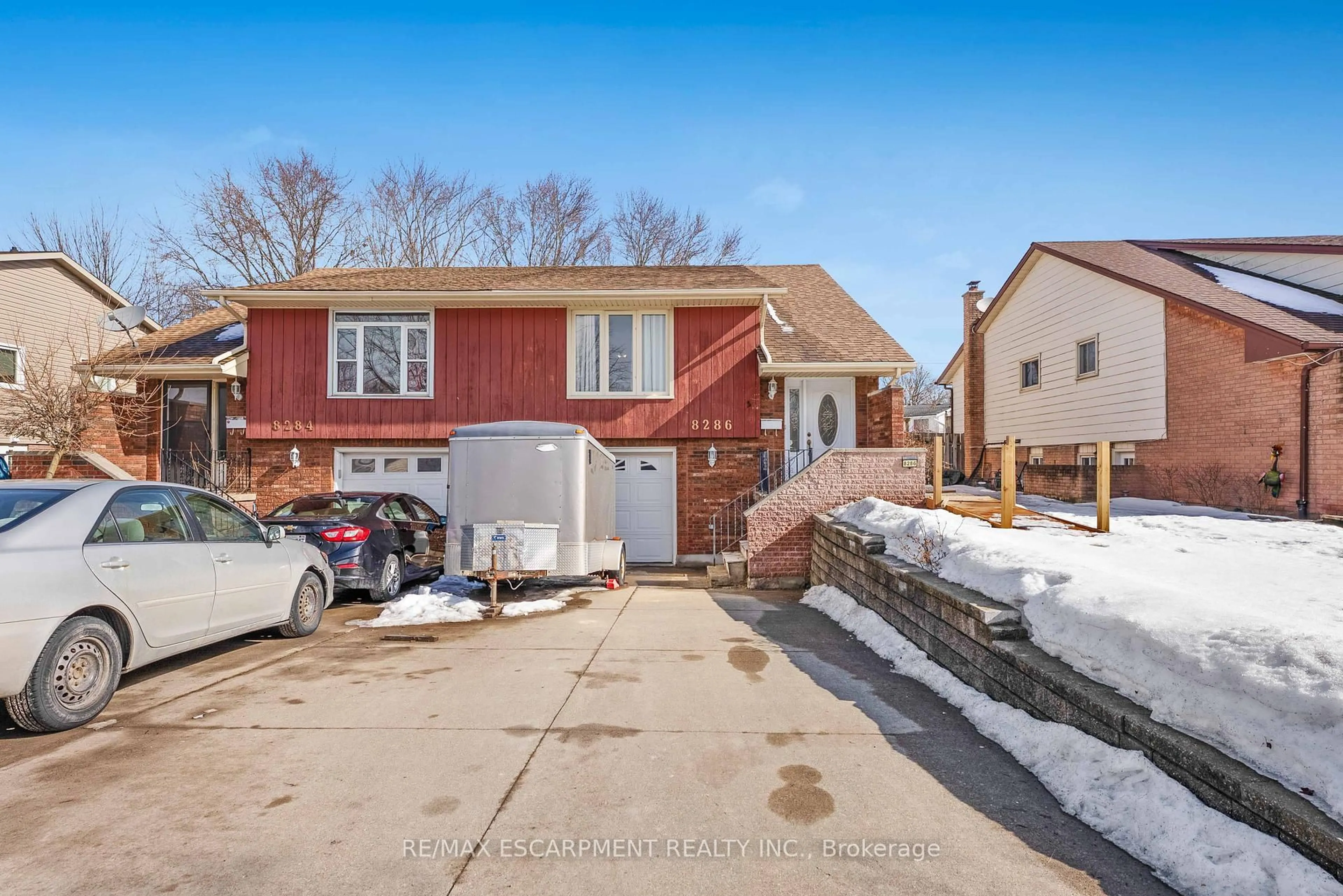 Unknown for 8286 Mundare Cres, Niagara Falls Ontario L2G 7M5