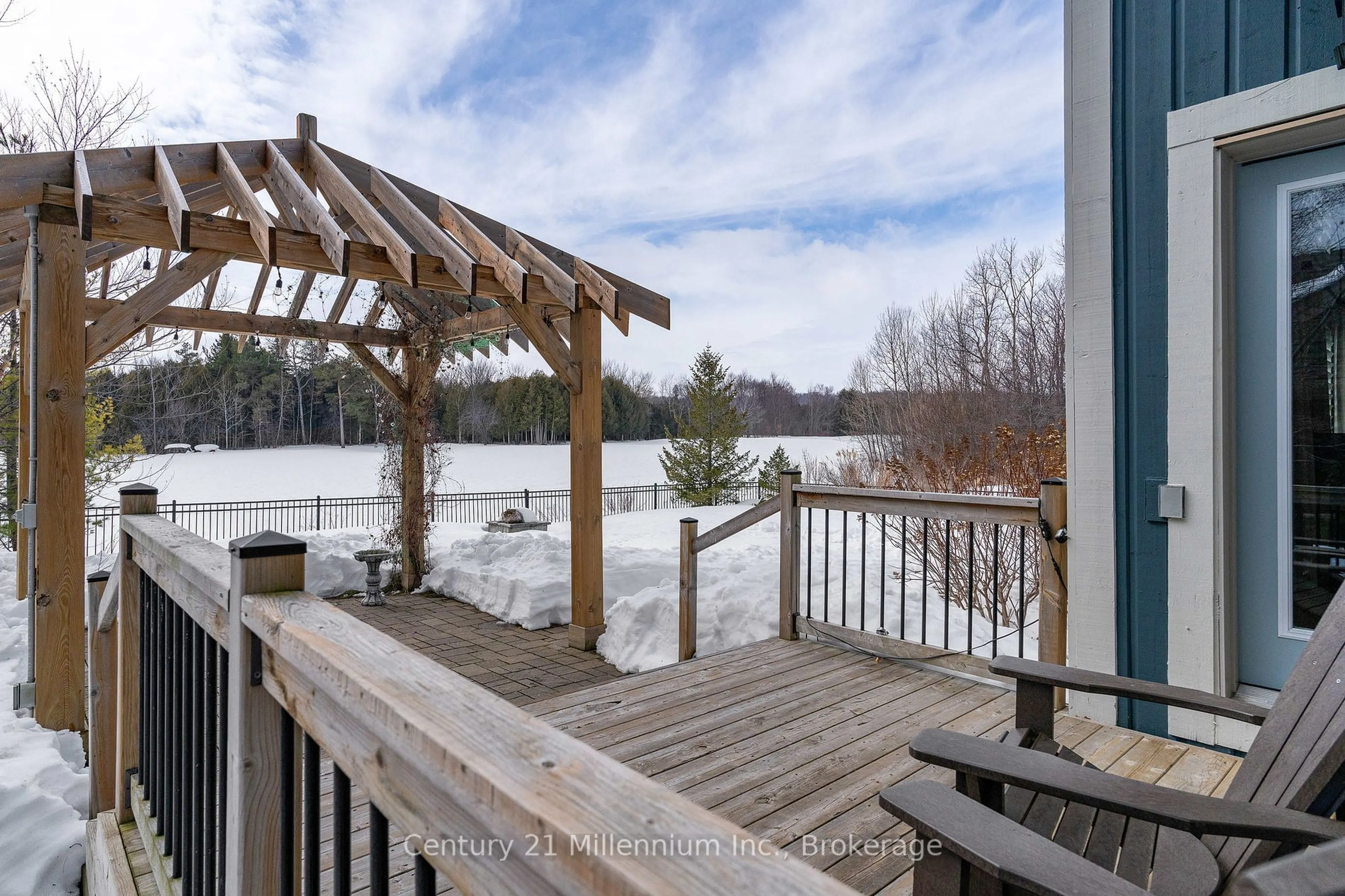 Patio, water/lake/river/ocean view for 132 Rankin's Cres, Blue Mountains Ontario N0H 2P0