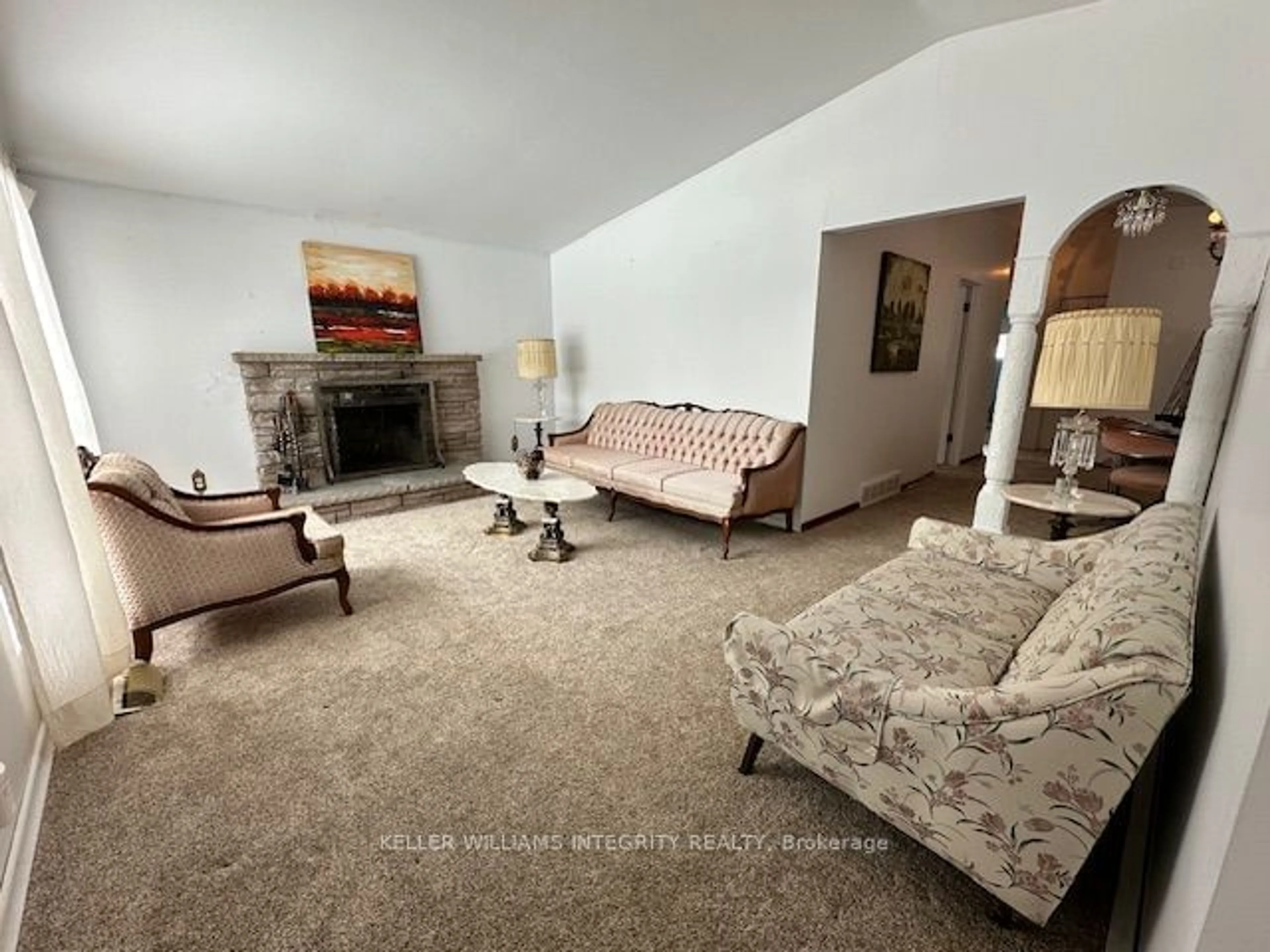 Living room with furniture, carpet floor for 1035 Connery Ave, Elmvale Acres and Area Ontario K1G 2N9