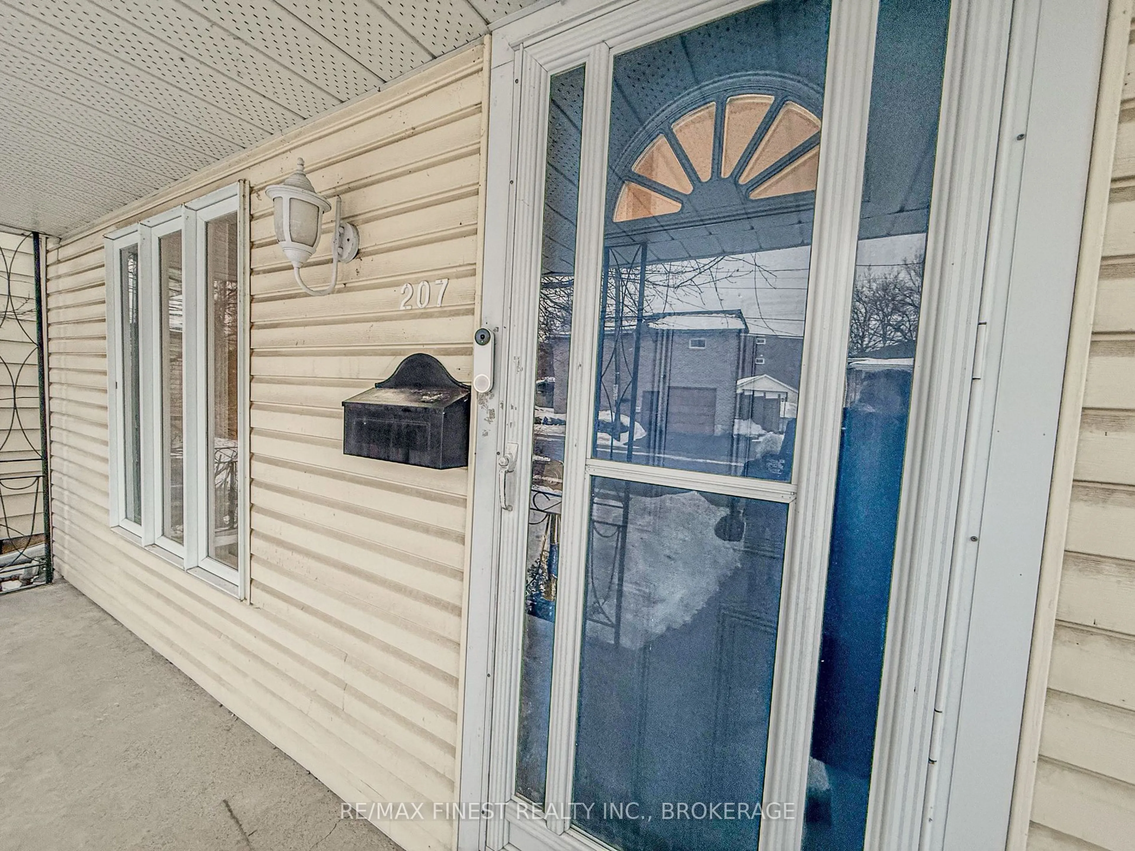 Unknown for 207 Raglan Rd, Kingston Ontario K7K 1L5