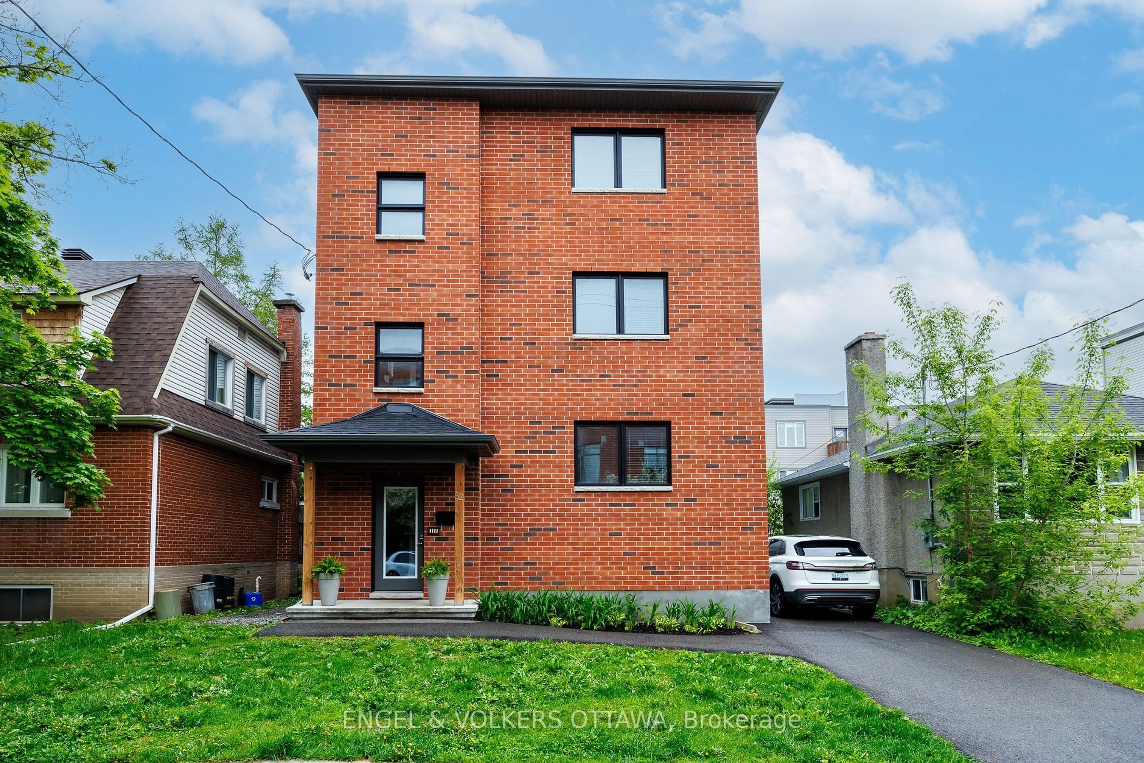 Home with brick exterior material, street for 52 ONTARIO St, Overbrook - Castleheights and Area Ontario K1K 1L2