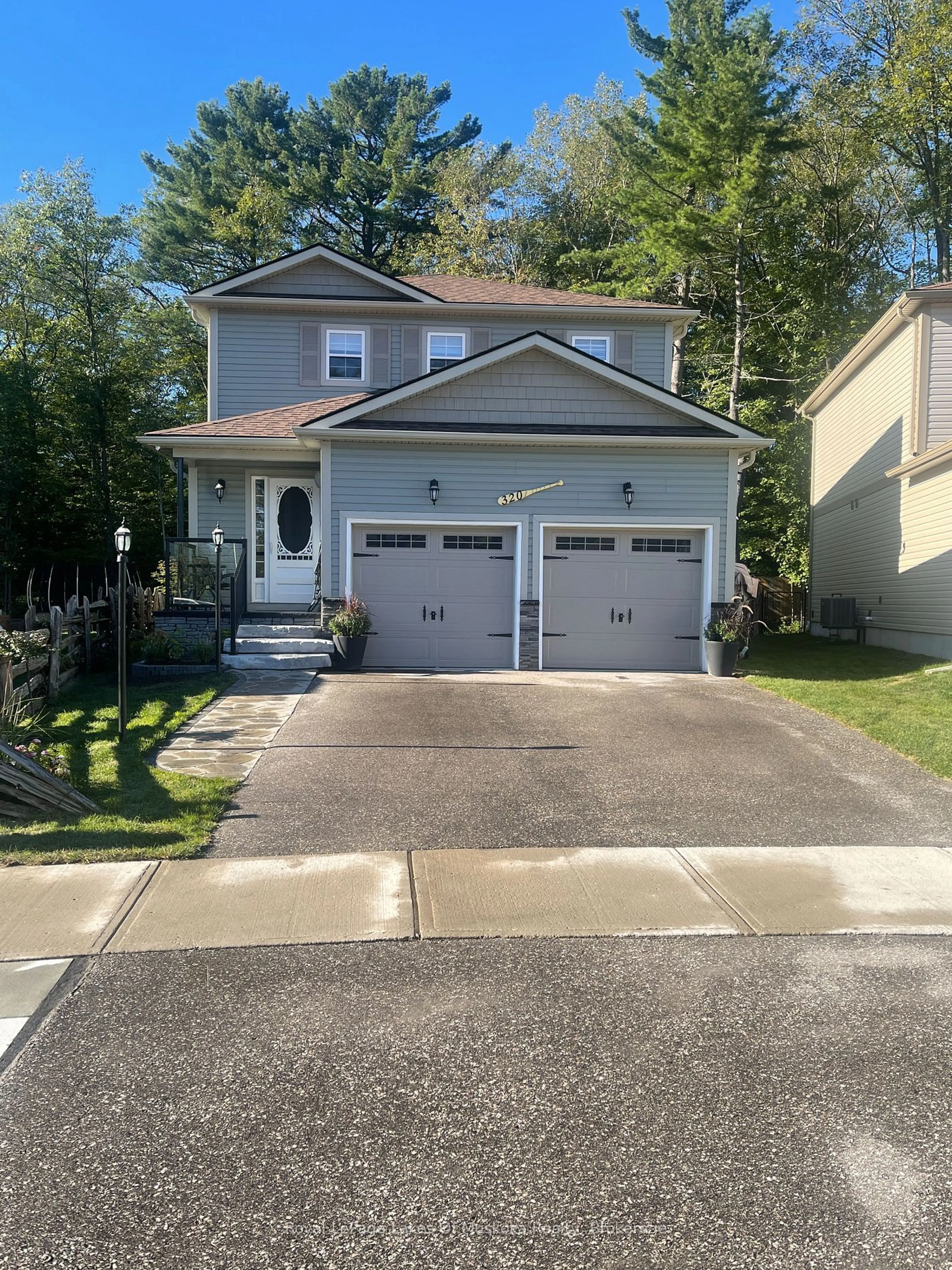 Unknown for 320 Pine St, Gravenhurst Ontario P1P 1B1