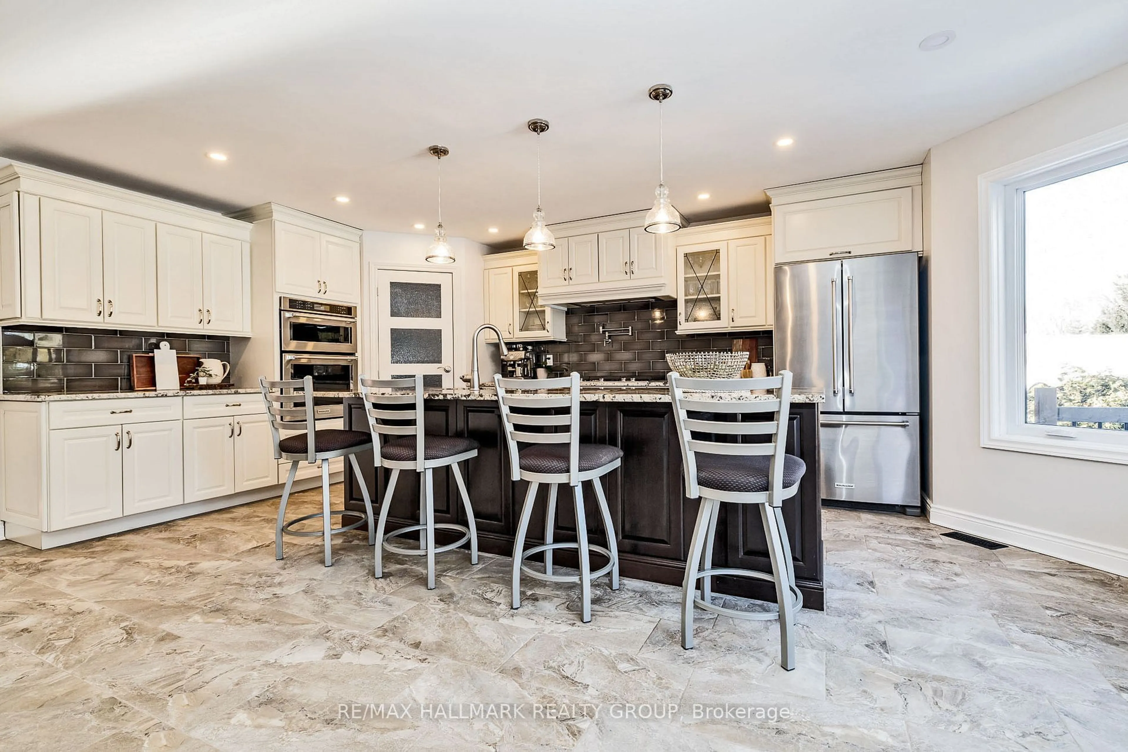 Open concept kitchen, ceramic/tile floor for 1349 Revell Dr, Manotick - Kars - Rideau Twp and Area Ontario K4M 1K8