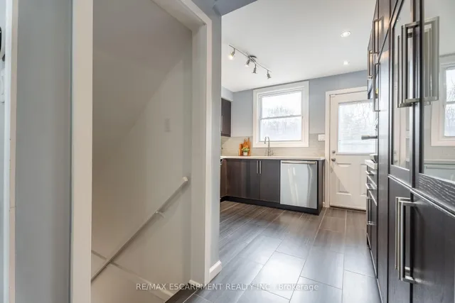 Additional property image - 15 Eastvale Pl