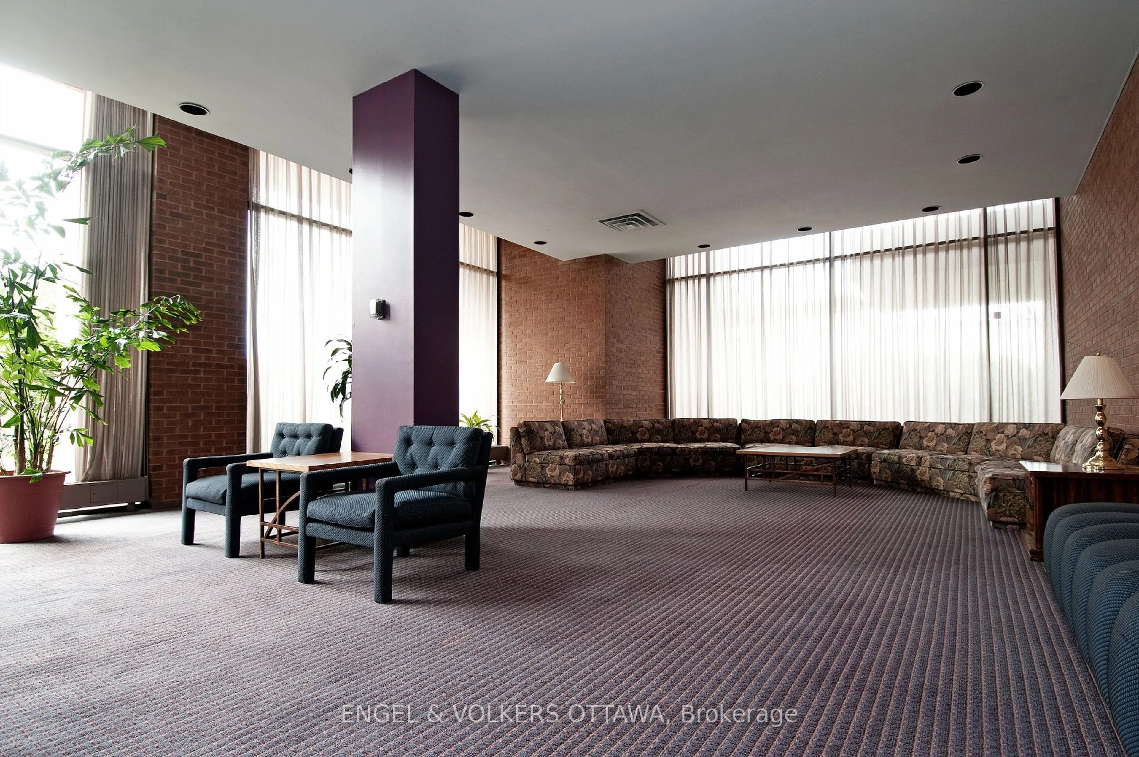 Lobby for 40 Boteler St #503, Ottawa Ontario K1N 9C8