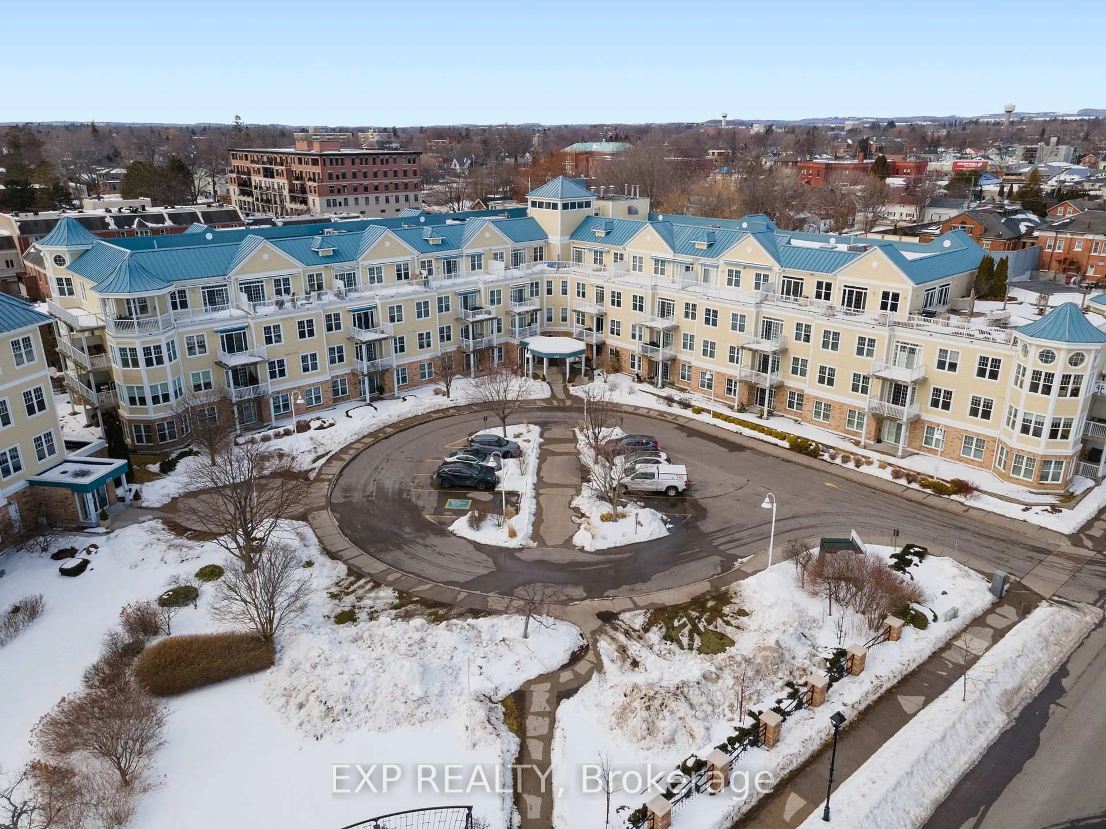 A pic from outside/outdoor area/front of a property/back of a property/a pic from drone, building for 145 Third St #309, Cobourg Ontario K9A 5X1