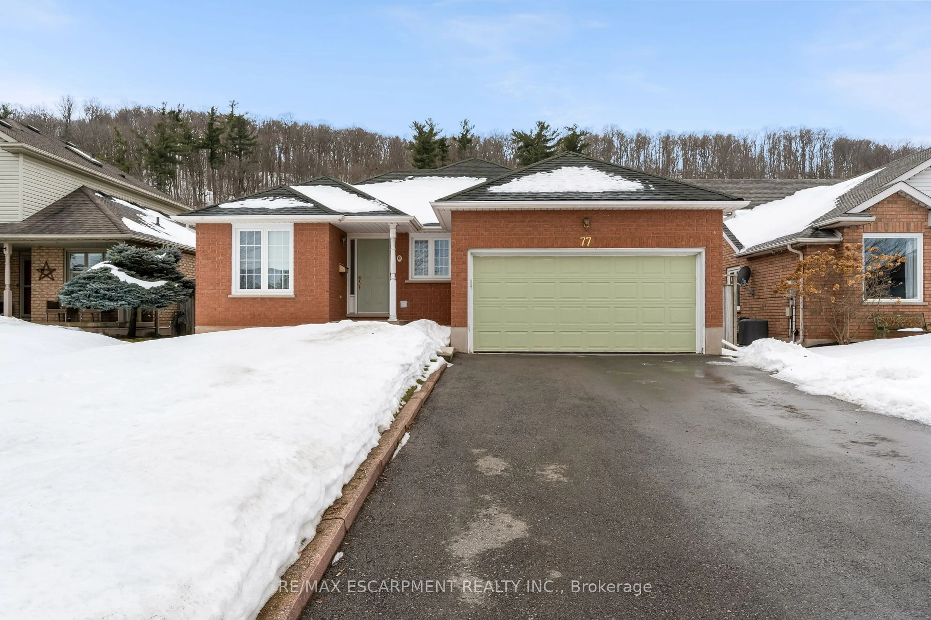 Unknown for 77 Colonial Cres, Grimsby Ontario L3M 5H4