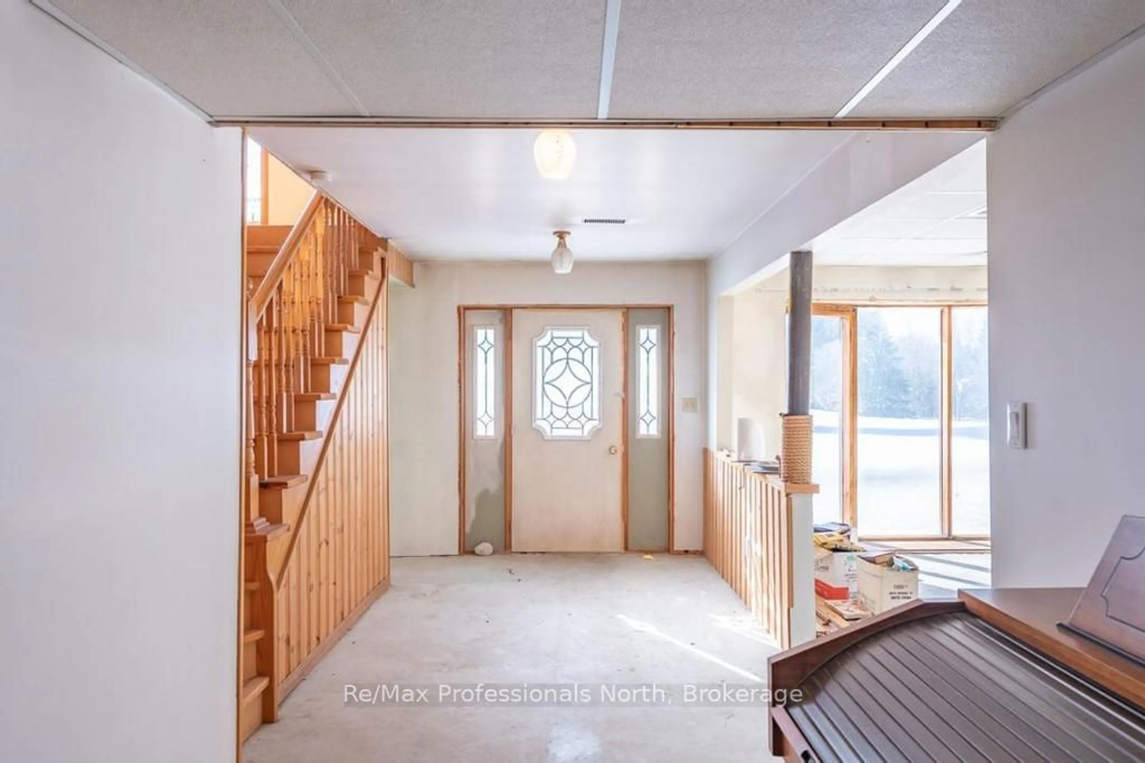 Indoor entryway for 3204 Gelert Rd, Minden Hills Ontario K0M 2K0