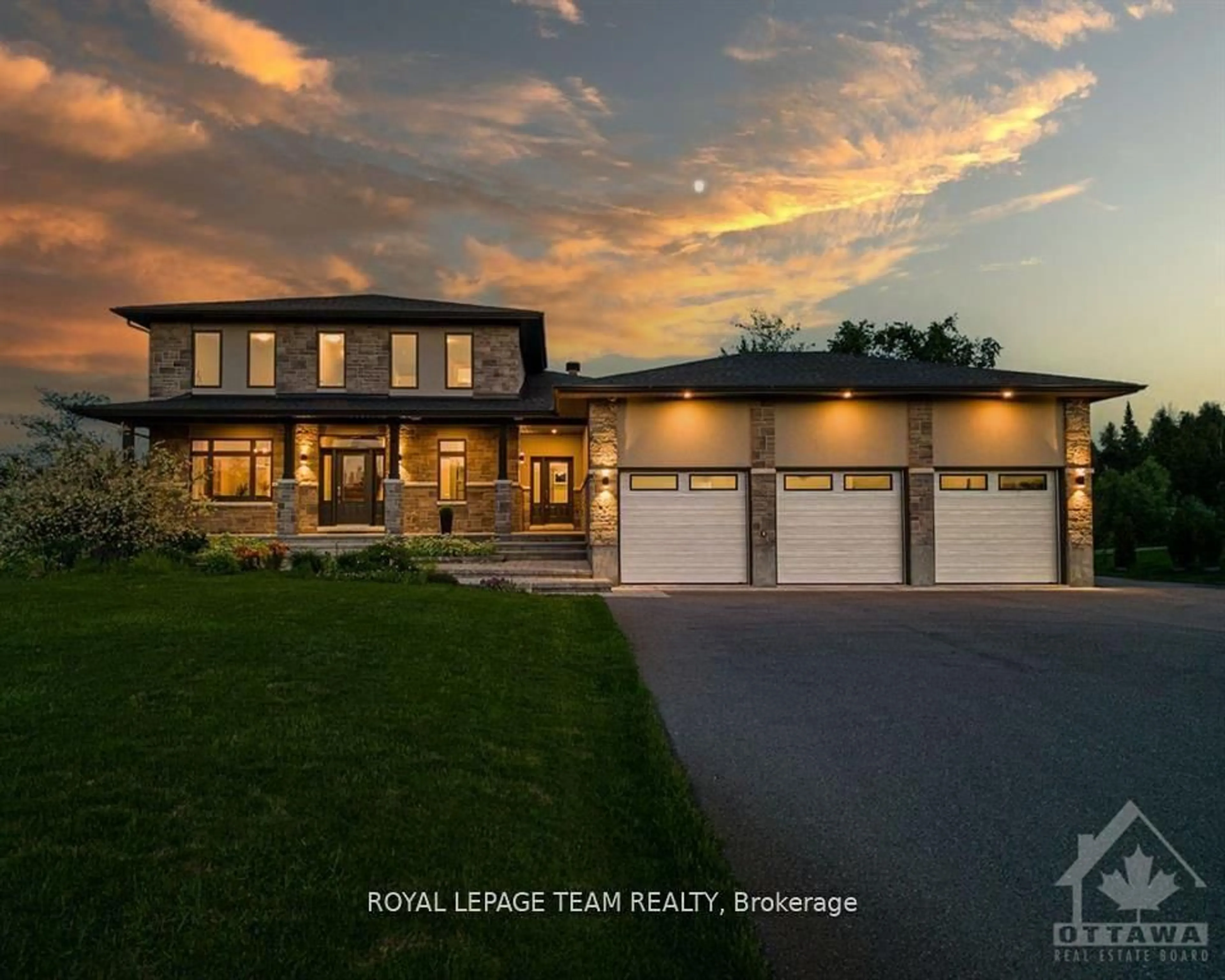 Home with brick exterior material, water/lake/river/ocean view for 1818 CEDARLAKES Way, Greely - Metcalfe - Osgoode - Vernon and Area Ontario K4P 1P2