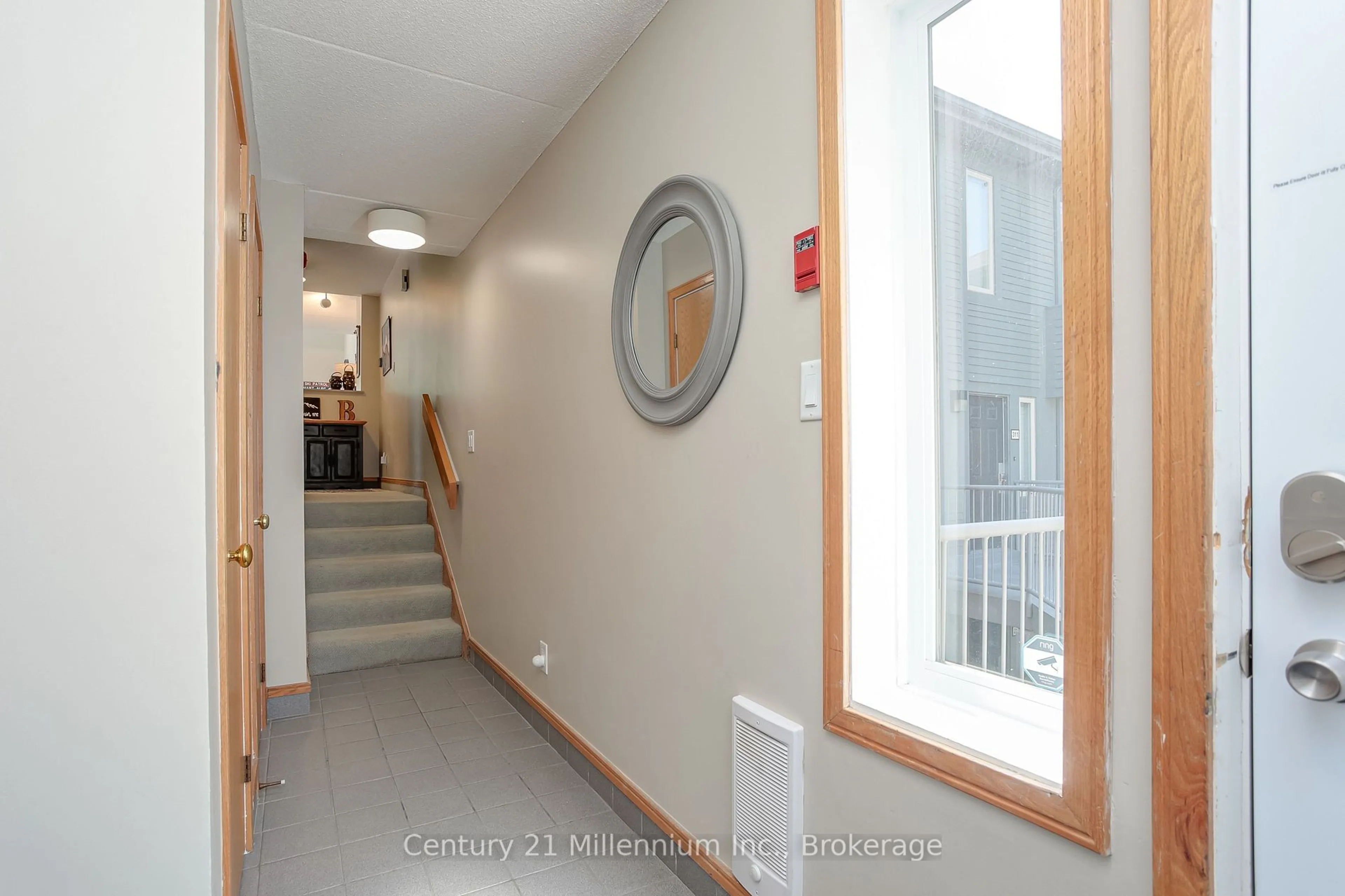 Indoor foyer for 107 Ann Heggtveit Dr #313, Blue Mountains Ontario L9Y 0P7