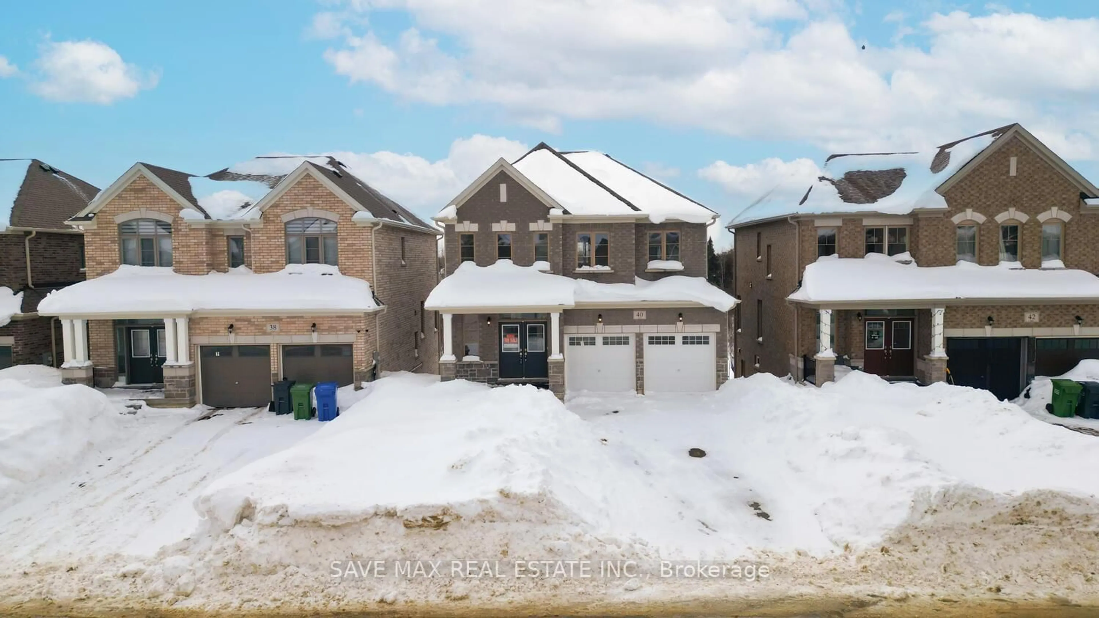 A pic from outside/outdoor area/front of a property/back of a property/a pic from drone, street for 40 Aitchison Ave, Southgate Ontario N0C 1B0