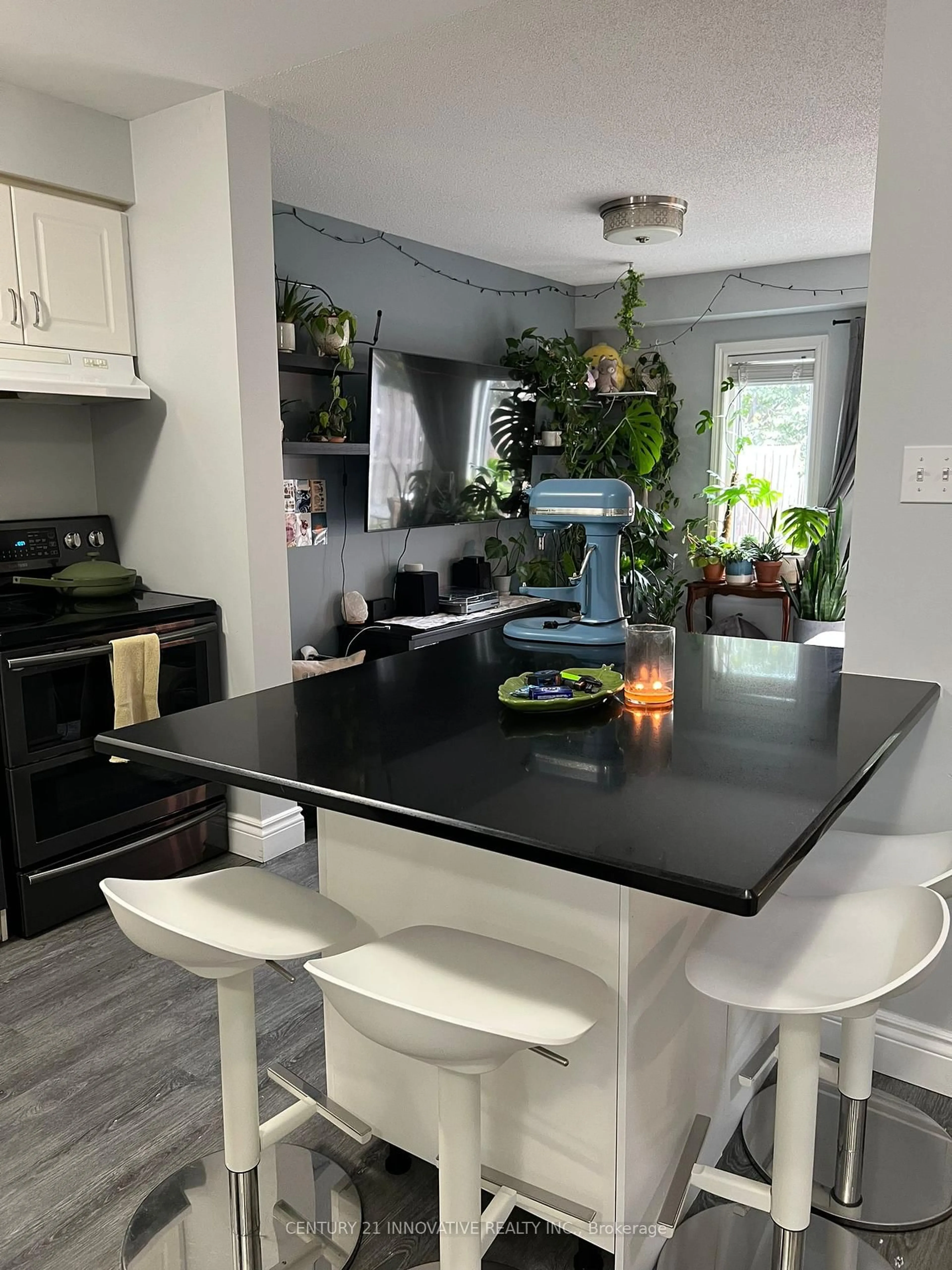 Open concept kitchen, unknown for 34 Revell Dr, Guelph Ontario N1G 0B8