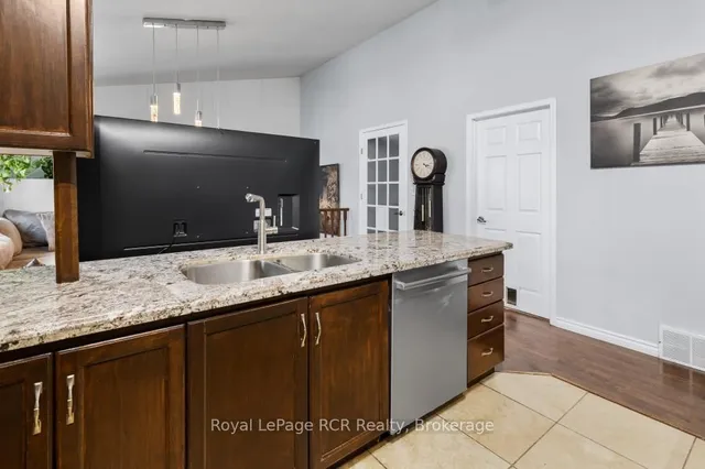 Additional property image - 3 Wisteria Crt