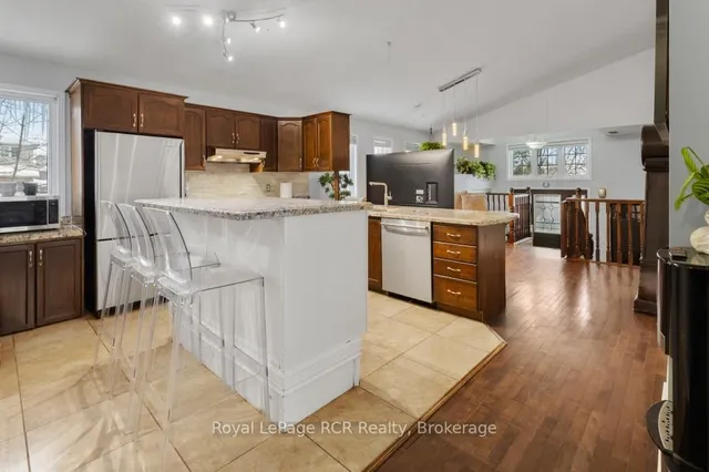 Additional property image - 3 Wisteria Crt