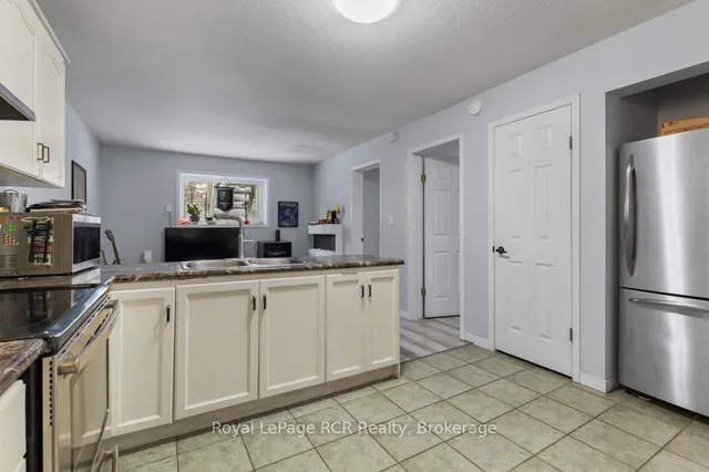Additional property image - 3 Wisteria Crt