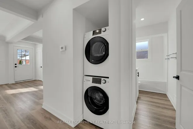 Additional property image - 178 East 34th St