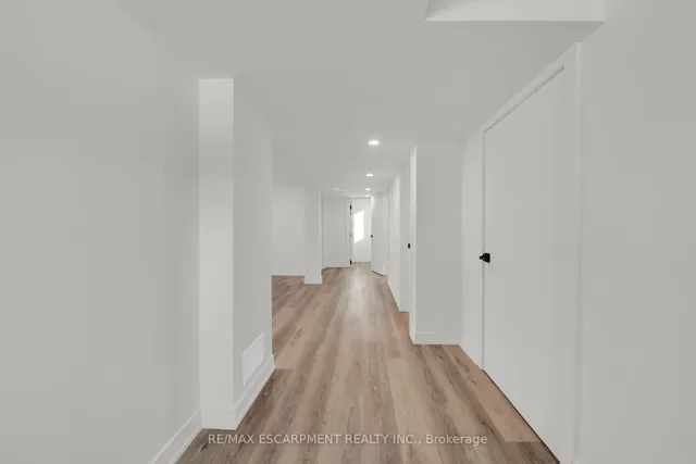 Additional property image - 178 East 34th St