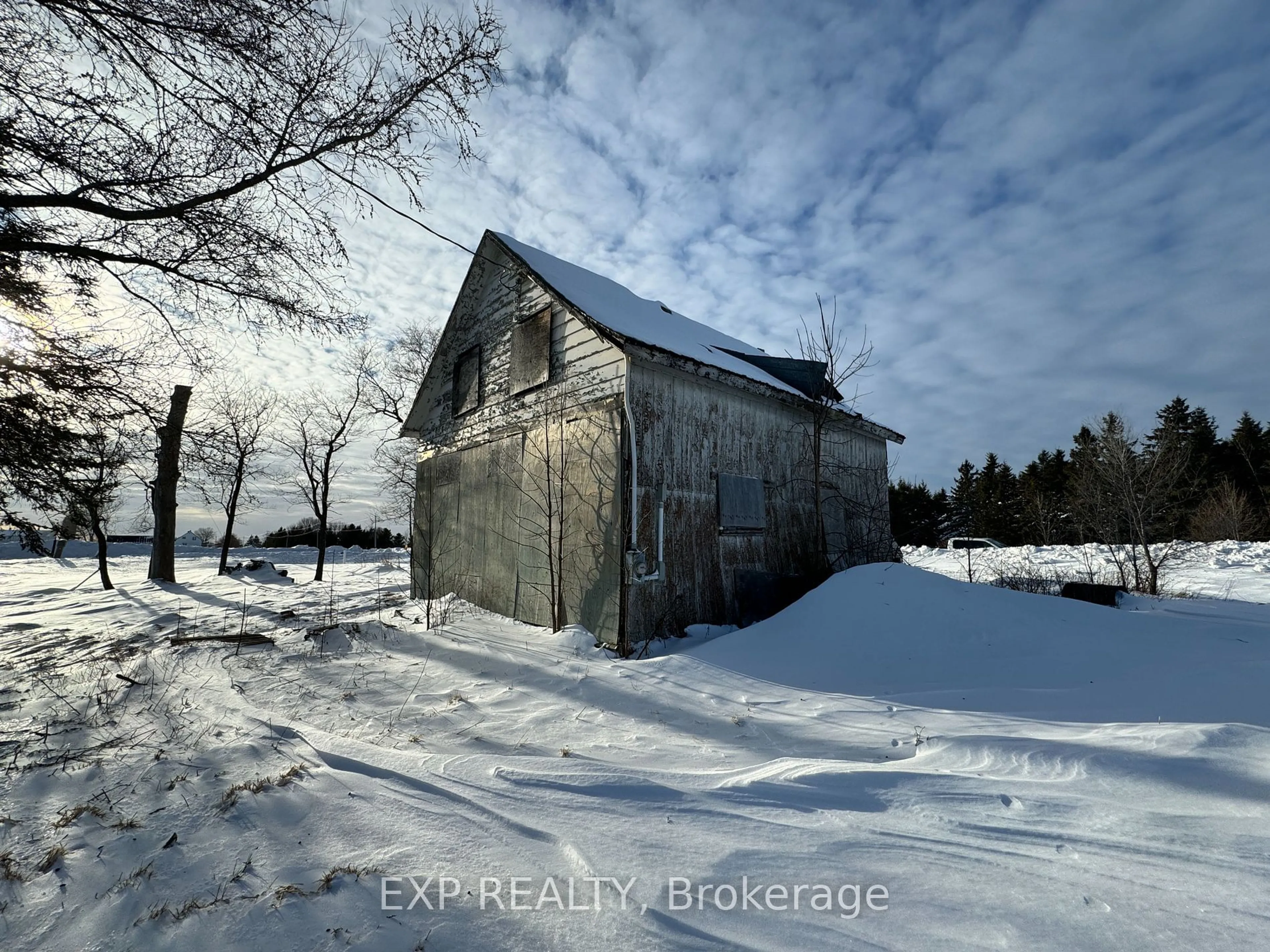 Shed for 201 COUNTY 15 Rd, Alfred and Plantagenet Ontario K0B 1J0