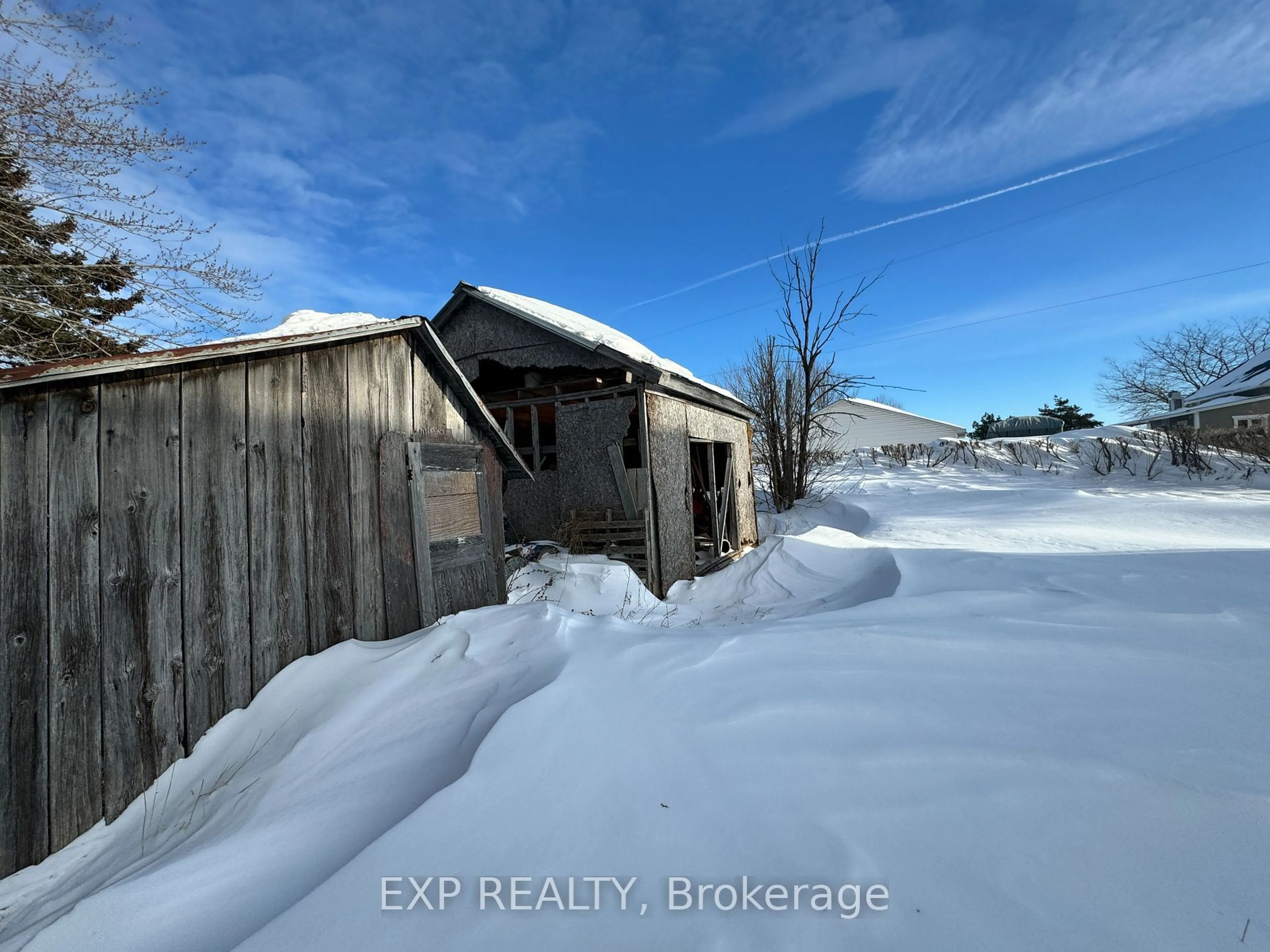 Shed for 201 COUNTY 15 Rd, Alfred and Plantagenet Ontario K0B 1J0