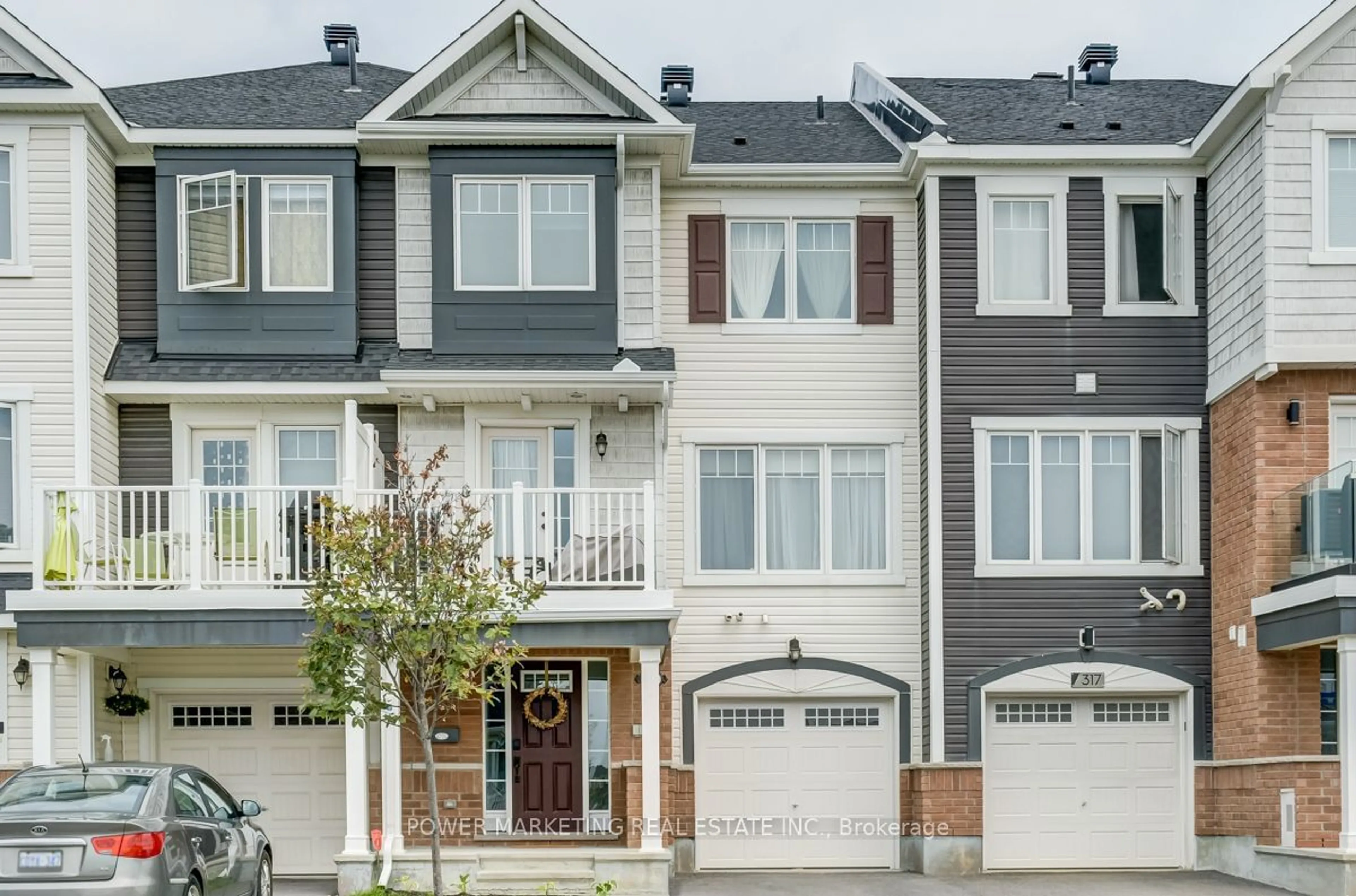 Home with vinyl exterior material, street for 319 Sweetfern Cres, Orleans - Cumberland and Area Ontario K4A 1A5