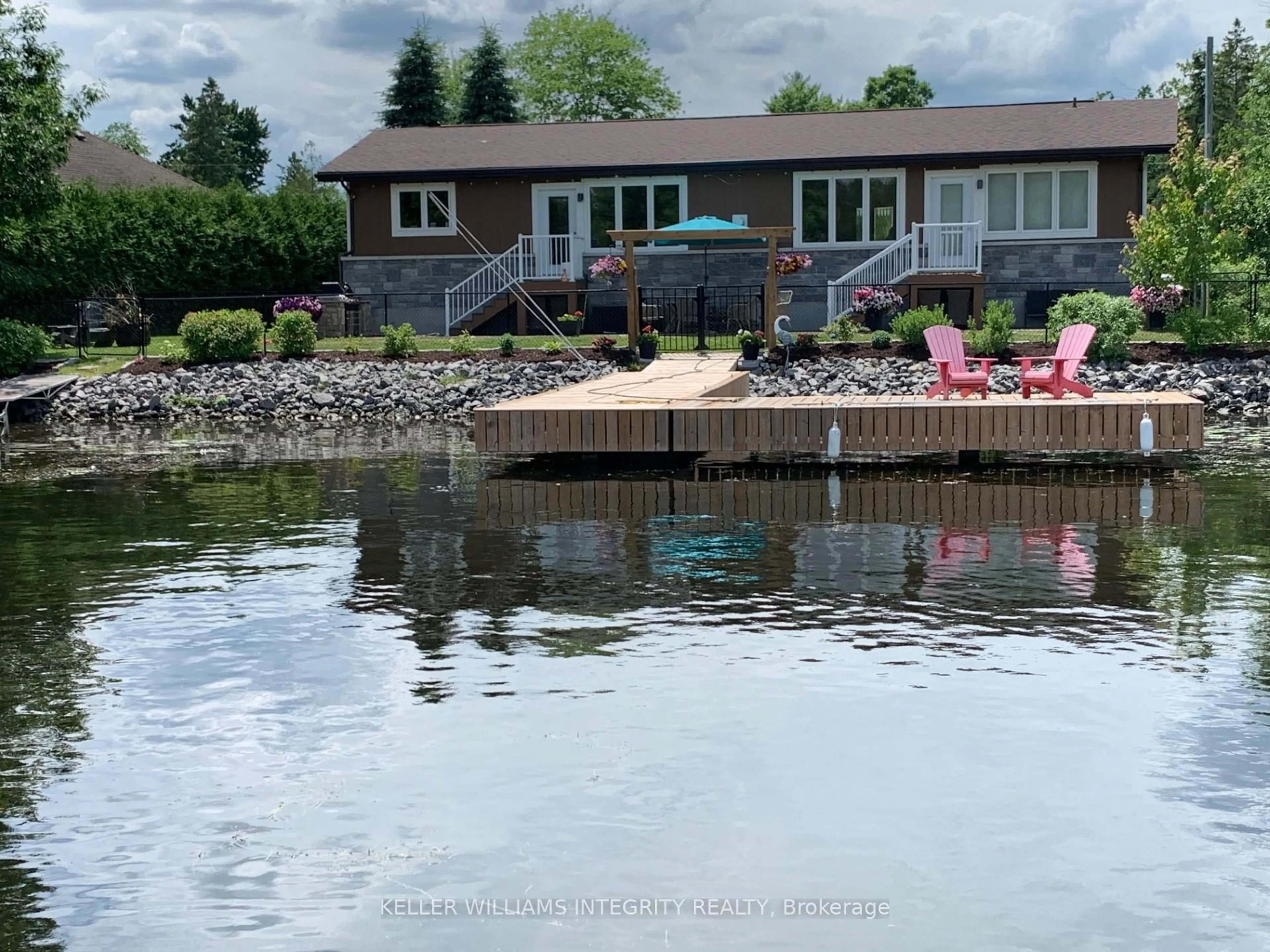 A pic from outside/outdoor area/front of a property/back of a property/a pic from drone, water/lake/river/ocean view for 6451 Aston Rd, Manotick - Kars - Rideau Twp and Area Ontario K4M 1B3