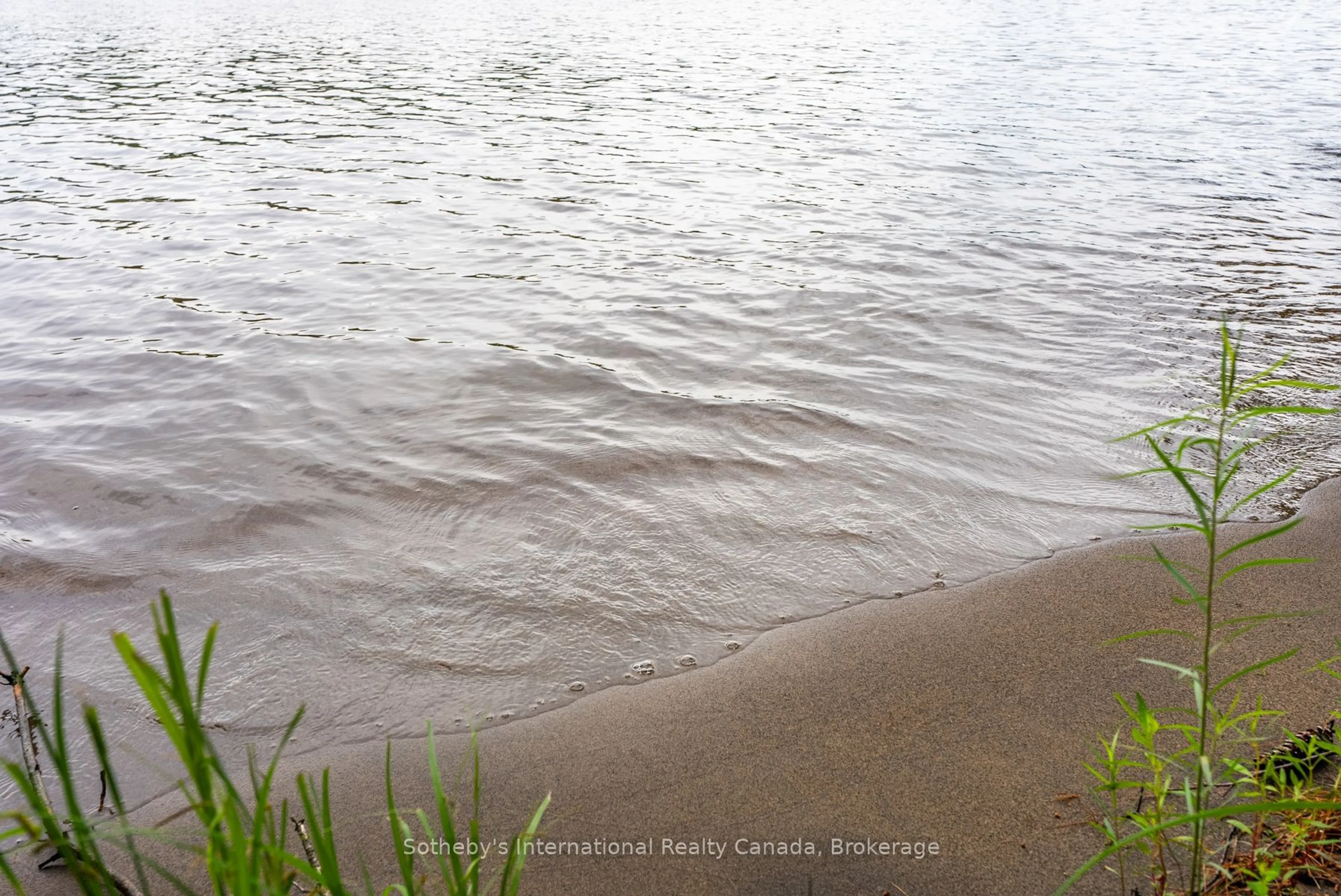 Blurry image for 16LK-1 Wolf Island, Gravenhurst Ontario P0E 1G0