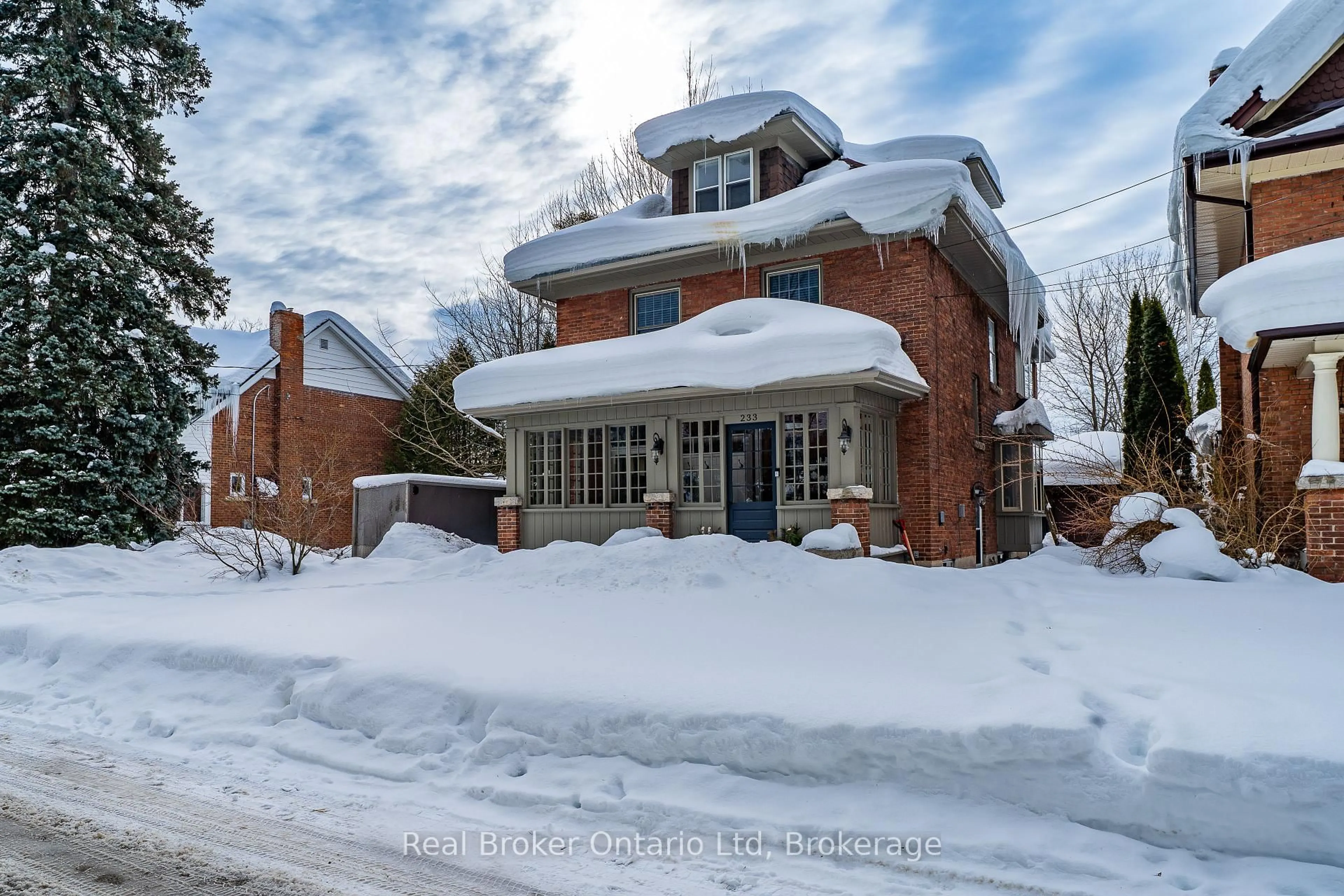 Home with brick exterior material, street for 233 4th A St, Owen Sound Ontario N4K 1A7