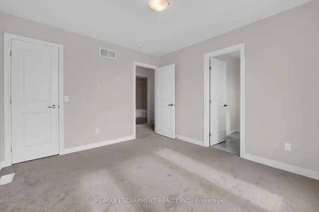 Additional property image - 19 Picardy Dr Unit 6
