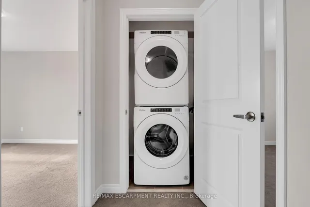 Additional property image - 19 Picardy Dr Unit 6
