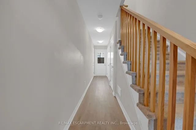 Additional property image - 19 Picardy Dr Unit 6