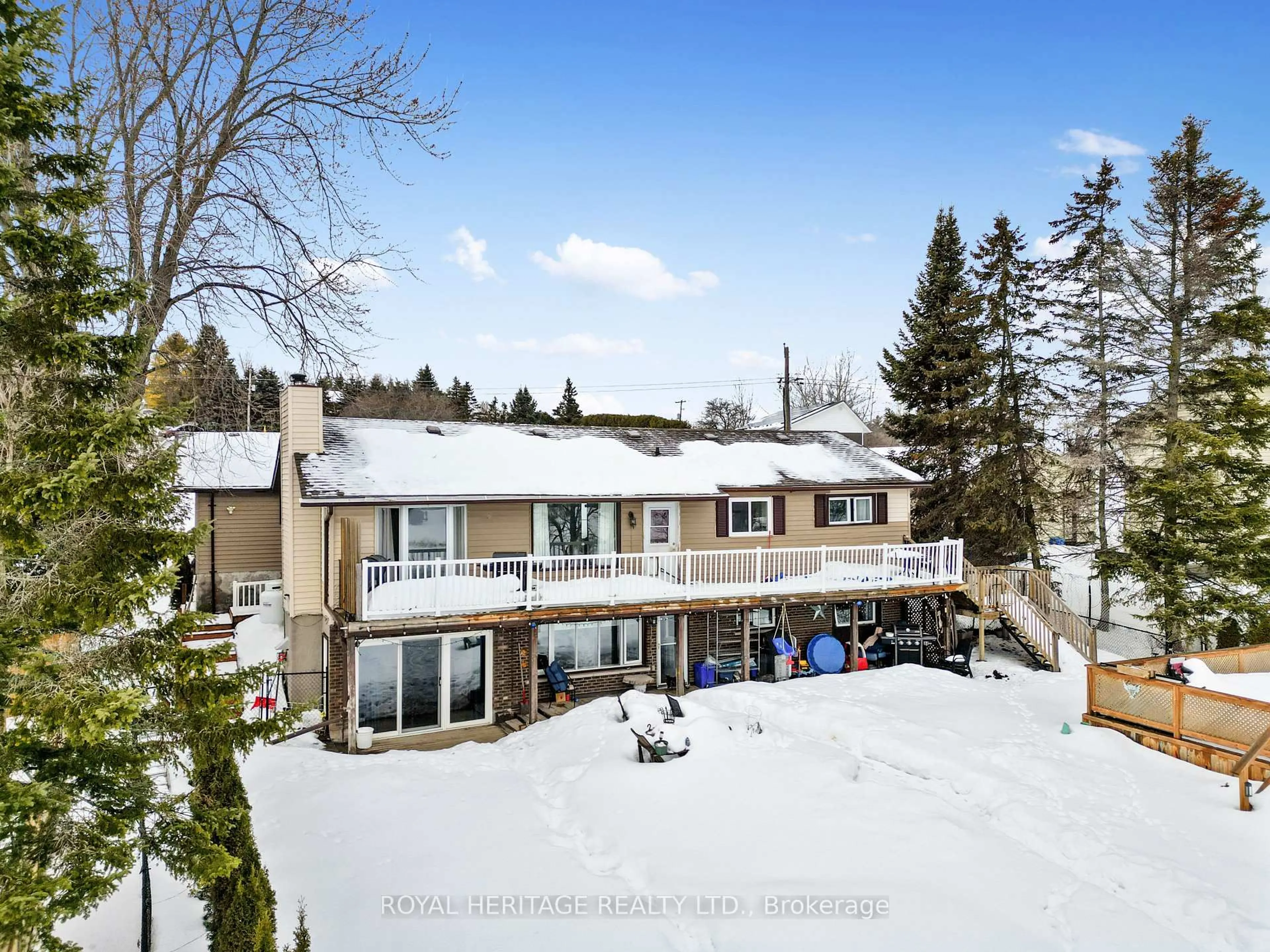 A pic from outside/outdoor area/front of a property/back of a property/a pic from drone, mountain view for 16 Bayview Dr, Kawartha Lakes Ontario K0L 2G0