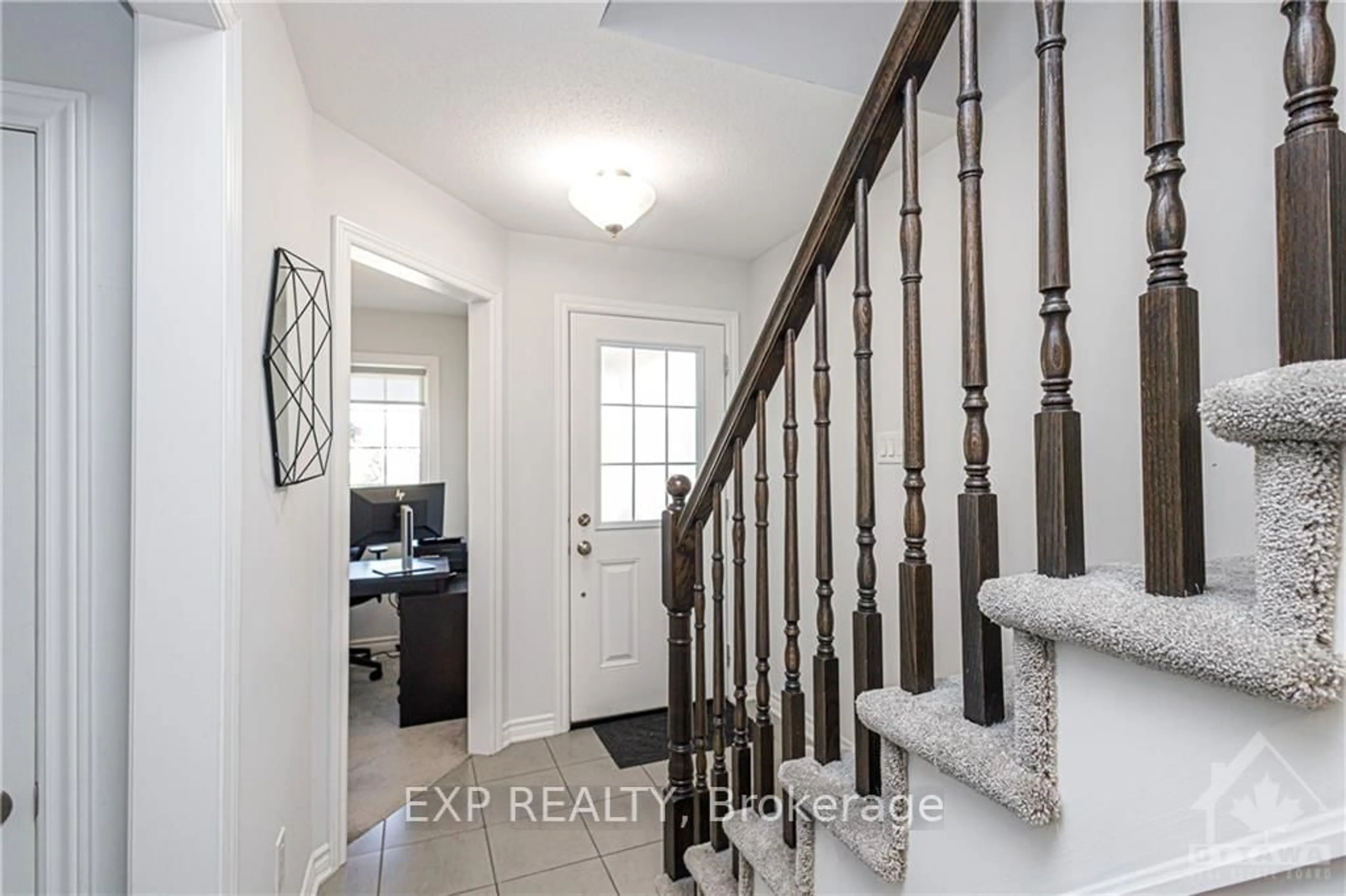 Indoor entryway for 3566 RIVER RUN Ave, Barrhaven Ontario K2J 6J7