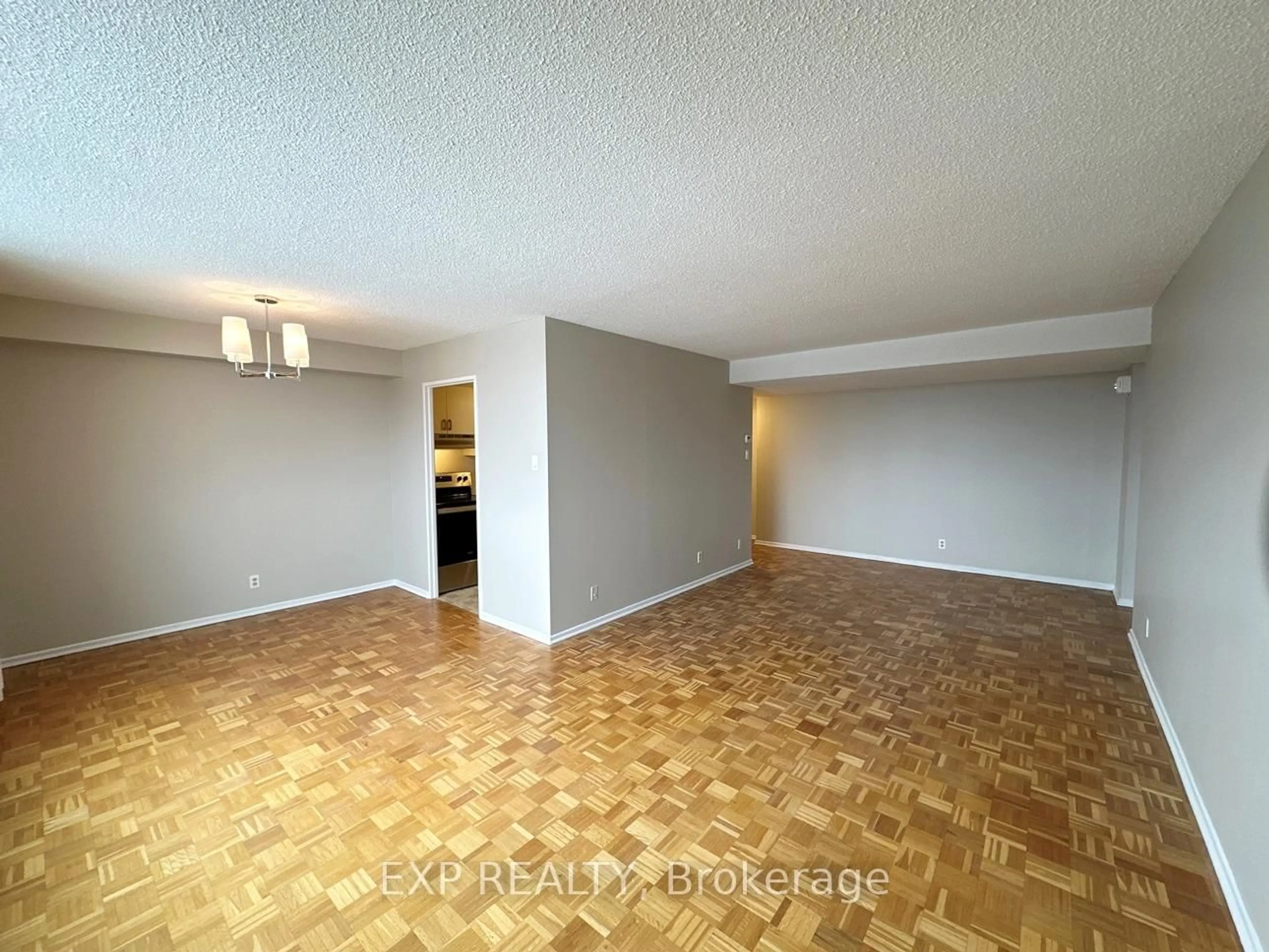 A pic of a room for 2625 Regina St #1001, Britannia - Lincoln Heights and Area Ontario K2B 5W8