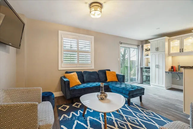 Additional property image - 22 Adele Crt