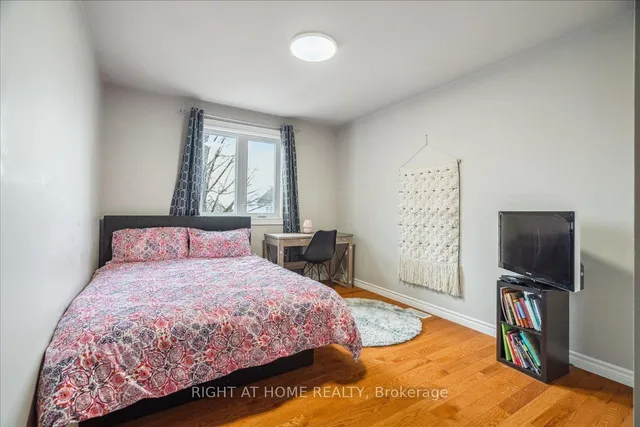 Additional property image - 22 Adele Crt