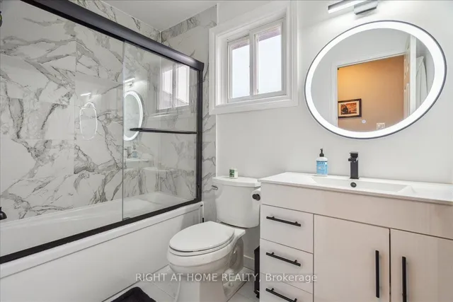 Additional property image - 22 Adele Crt