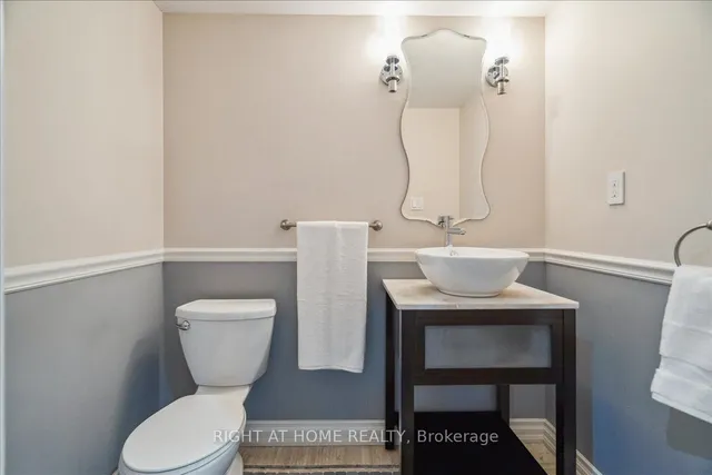 Additional property image - 22 Adele Crt