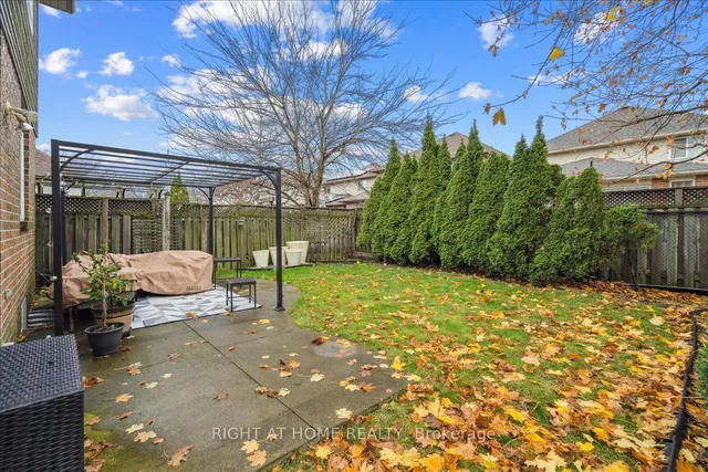 Additional property image - 22 Adele Crt