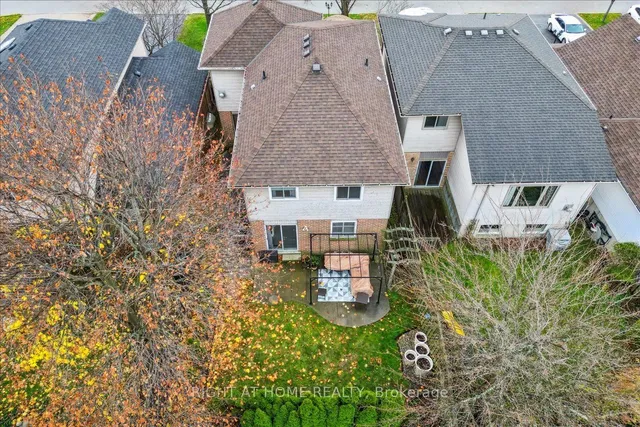 Additional property image - 22 Adele Crt