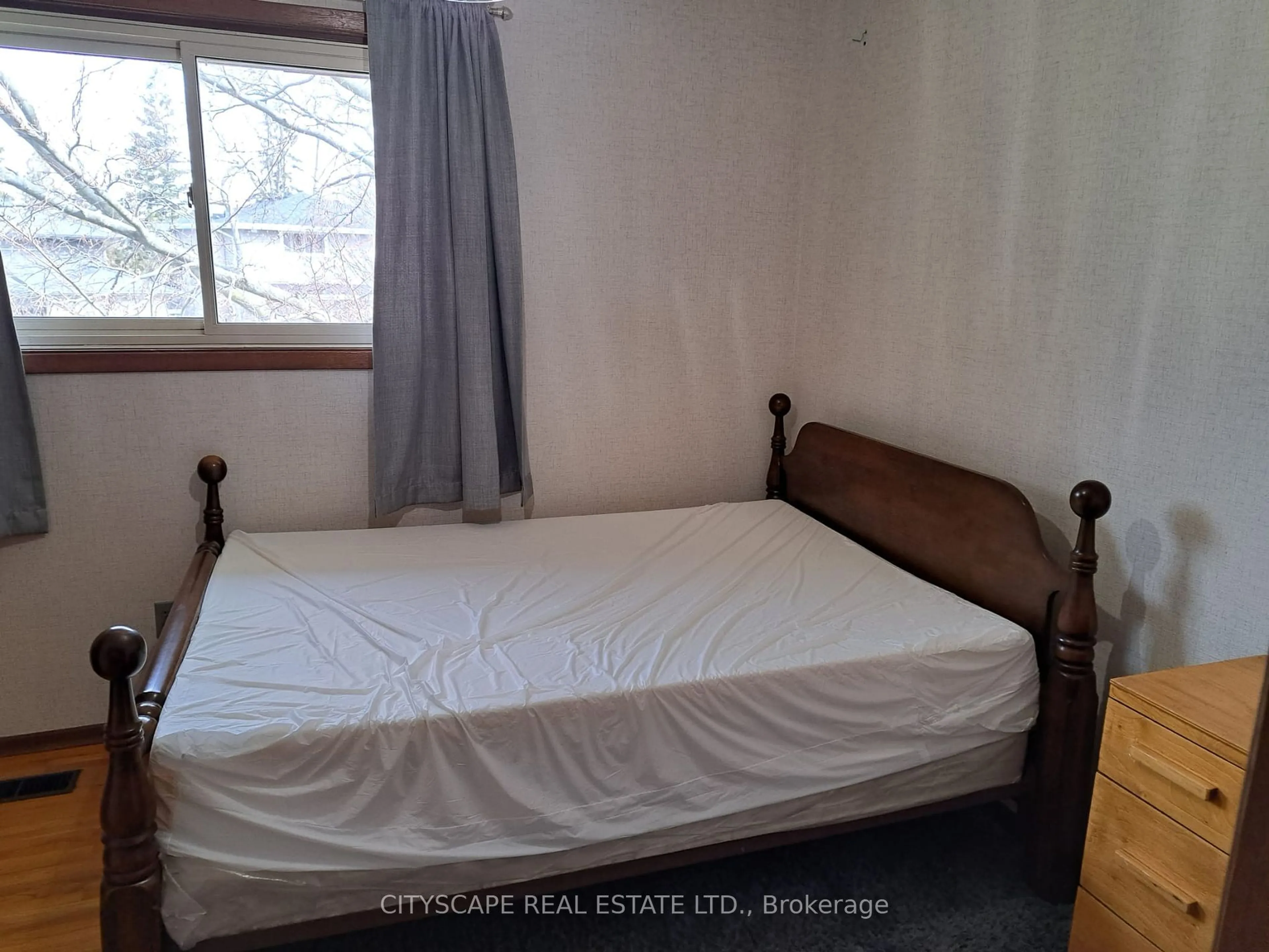 Bedroom with bed, unknown for 7 Magnolia St, Brantford Ontario N3R 1P6