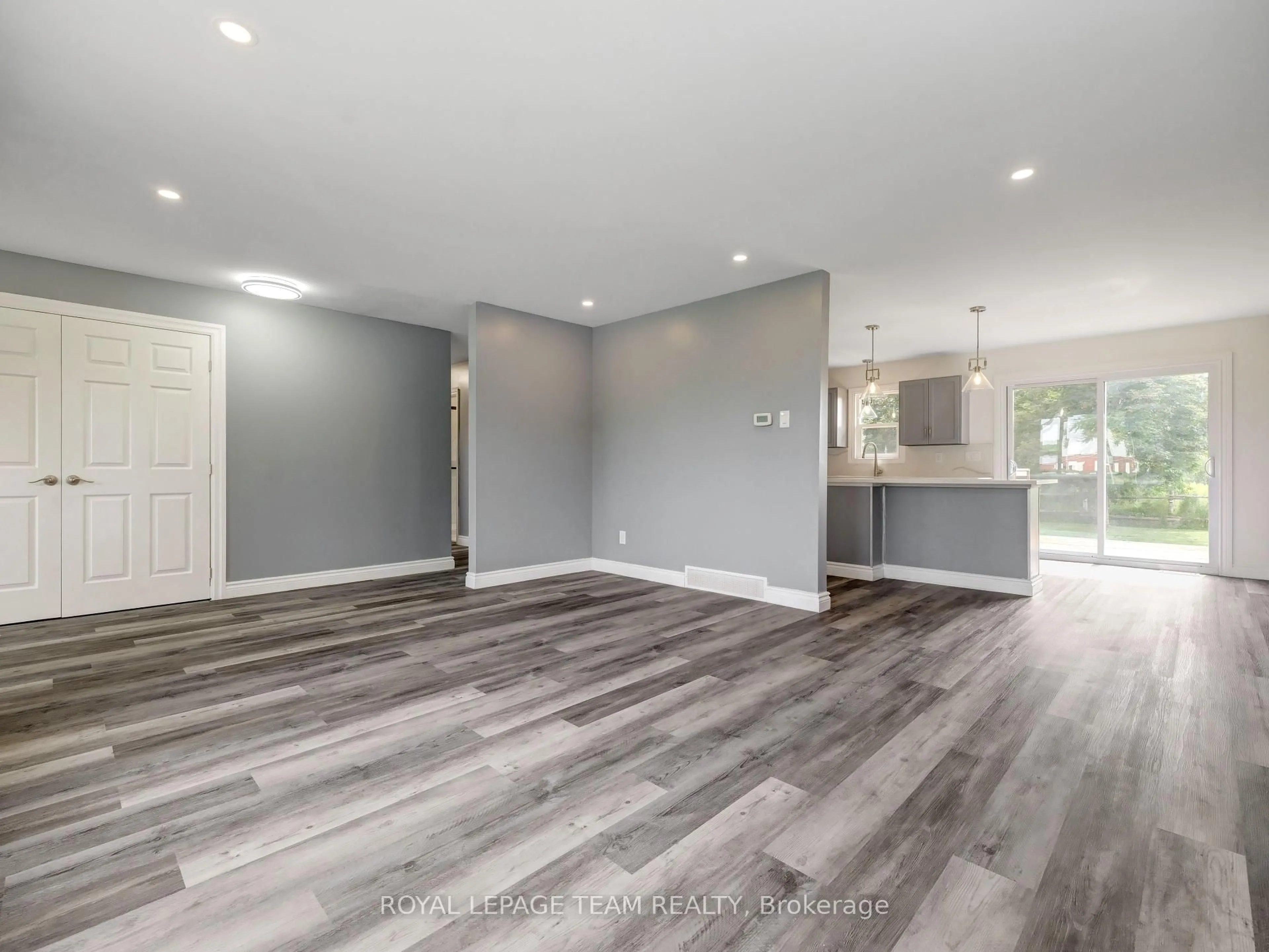 Open concept kitchen, wood/laminate floor for 5702 First Line Rd, Manotick - Kars - Rideau Twp and Area Ontario K0A 1E0