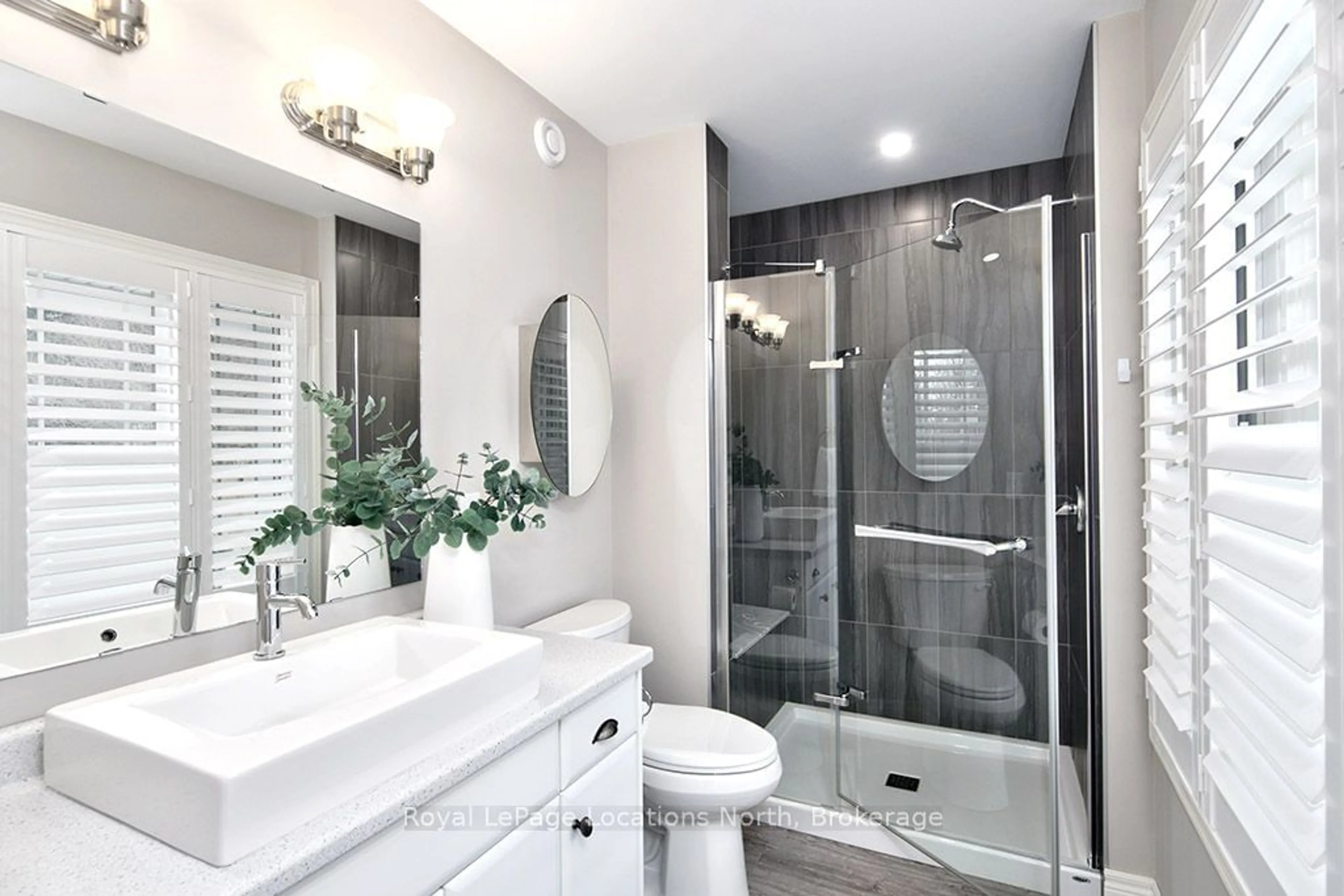 Contemporary bathroom, ceramic/tile floor for 17 Elgin St, Blue Mountains Ontario N0H 2P0