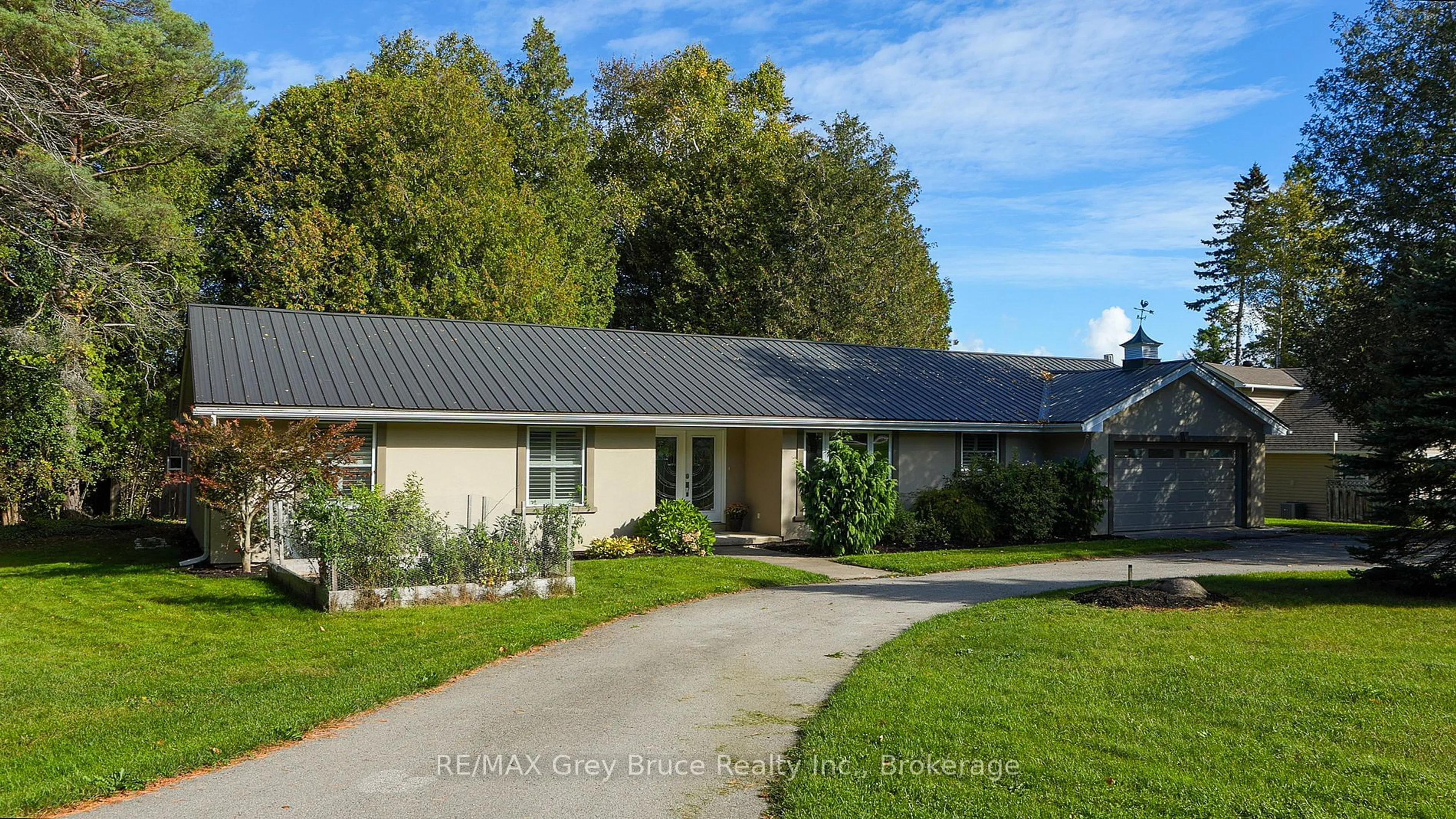 Home with vinyl exterior material, street for 359326 Grey Road 15 Rd, Meaford Ontario N0H 1B0