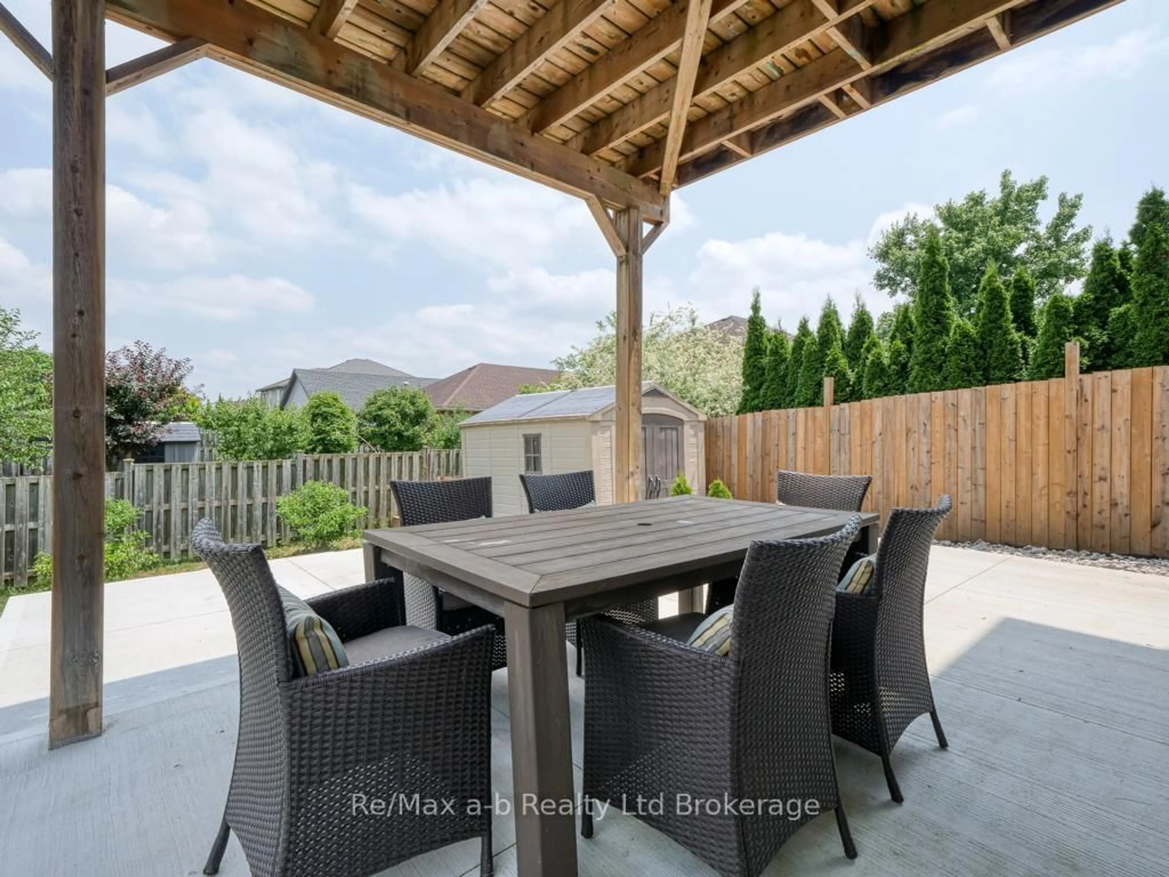 Patio, mountain view for 158 Maple Lane, Tillsonburg Ontario N4G 0A2