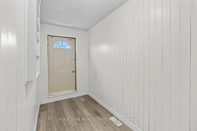 Additional property image - 133 Cathcart St